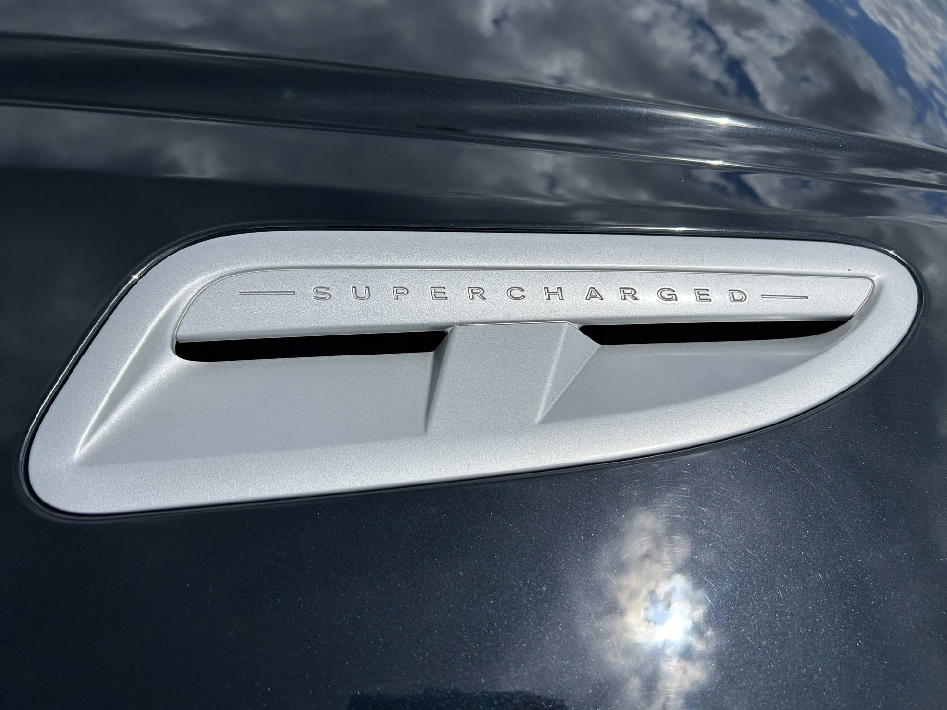 JAGUAR XKR Coupé 4.2 V8-image-11