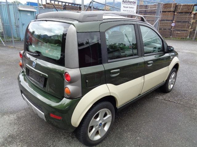 FIAT Panda 1.3 16V JTD Cross 4x4-image-3