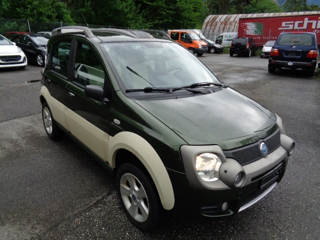FIAT Panda 1.3 16V JTD Cross 4x4-image-2