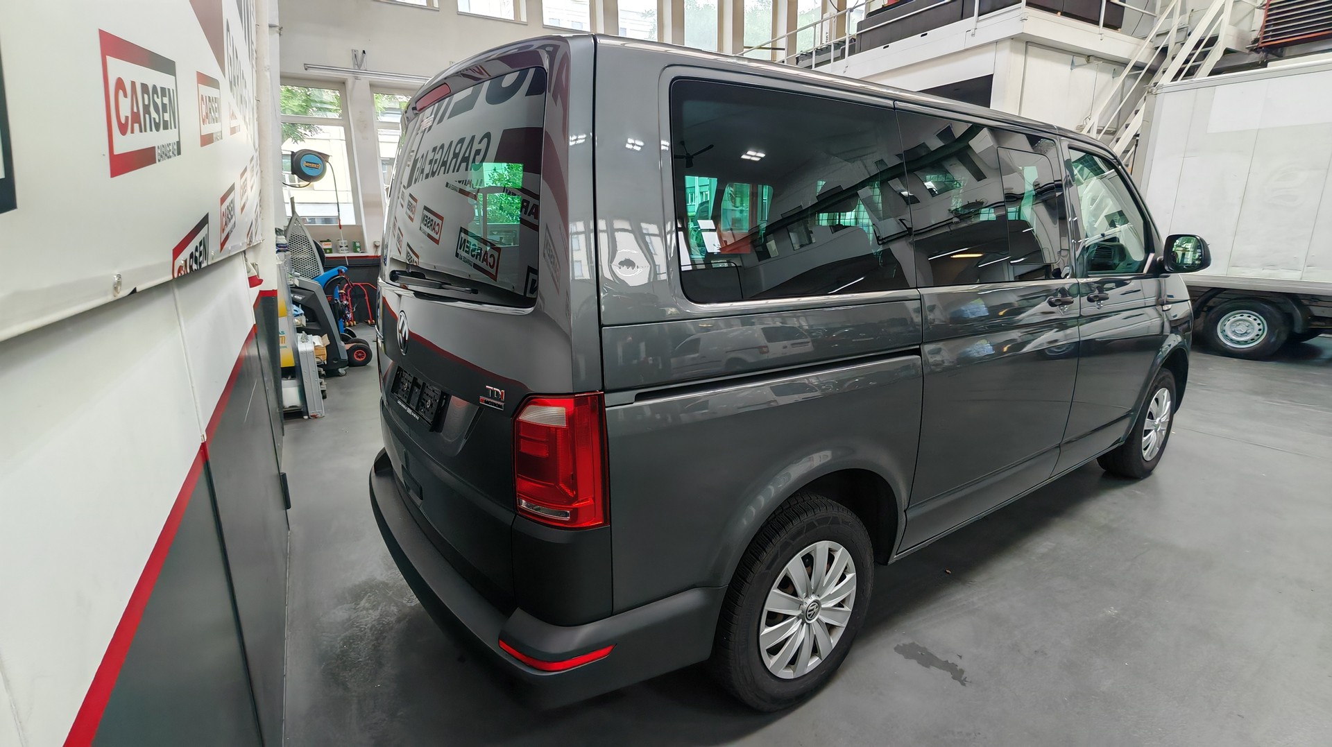 VW T6 2.0 TDI 4M Transporter-image-4