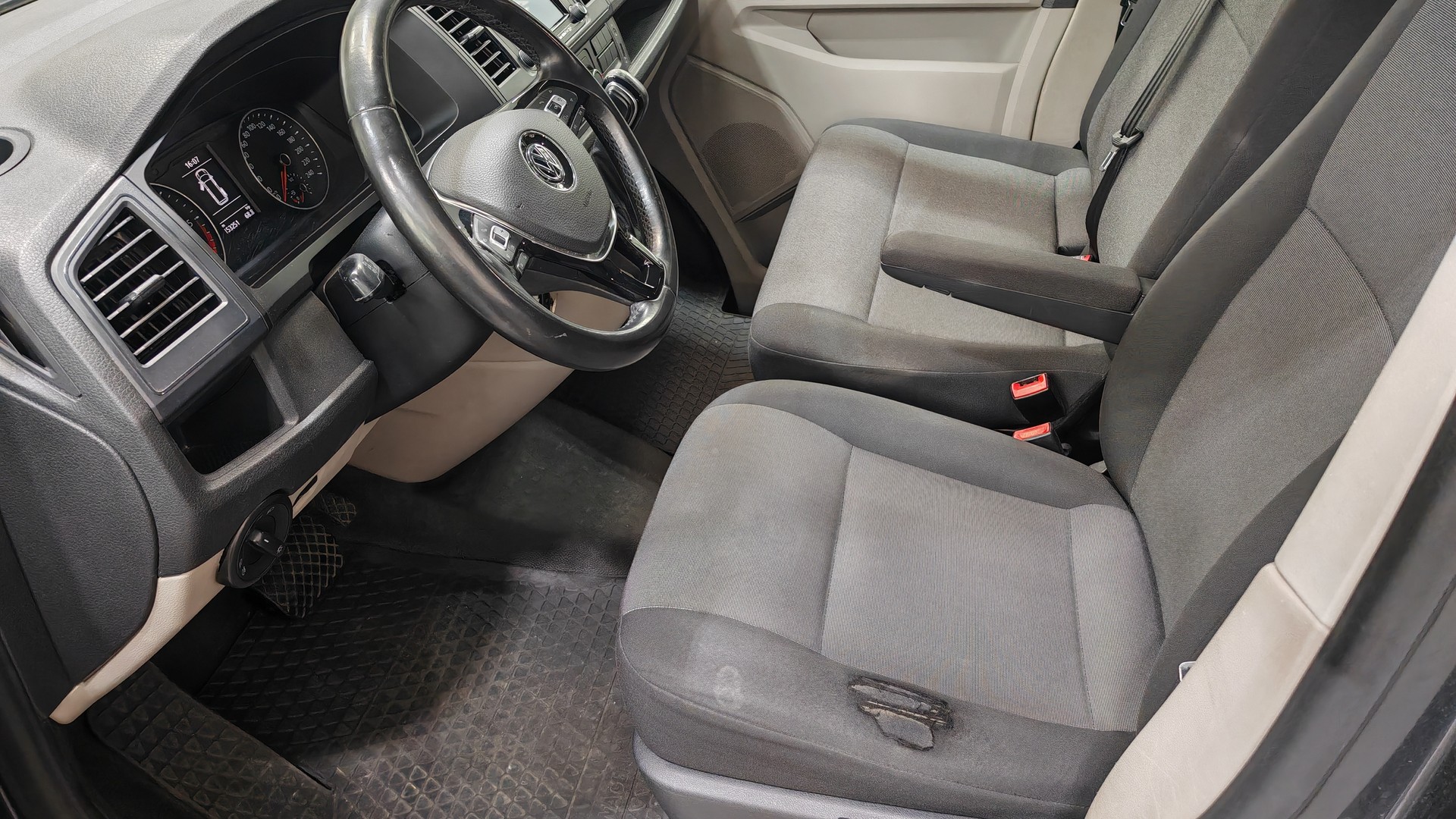 VW T6 2.0 TDI 4M Transporter-image-14