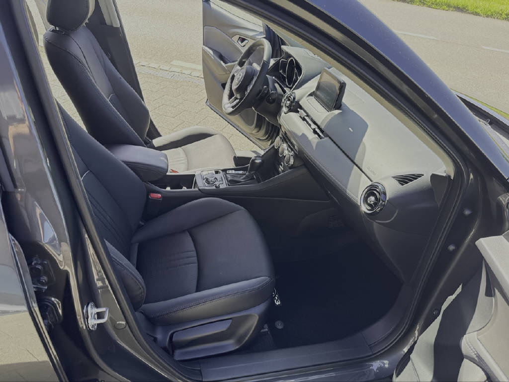 MAZDA CX-3 2.0 Revolution-image-3