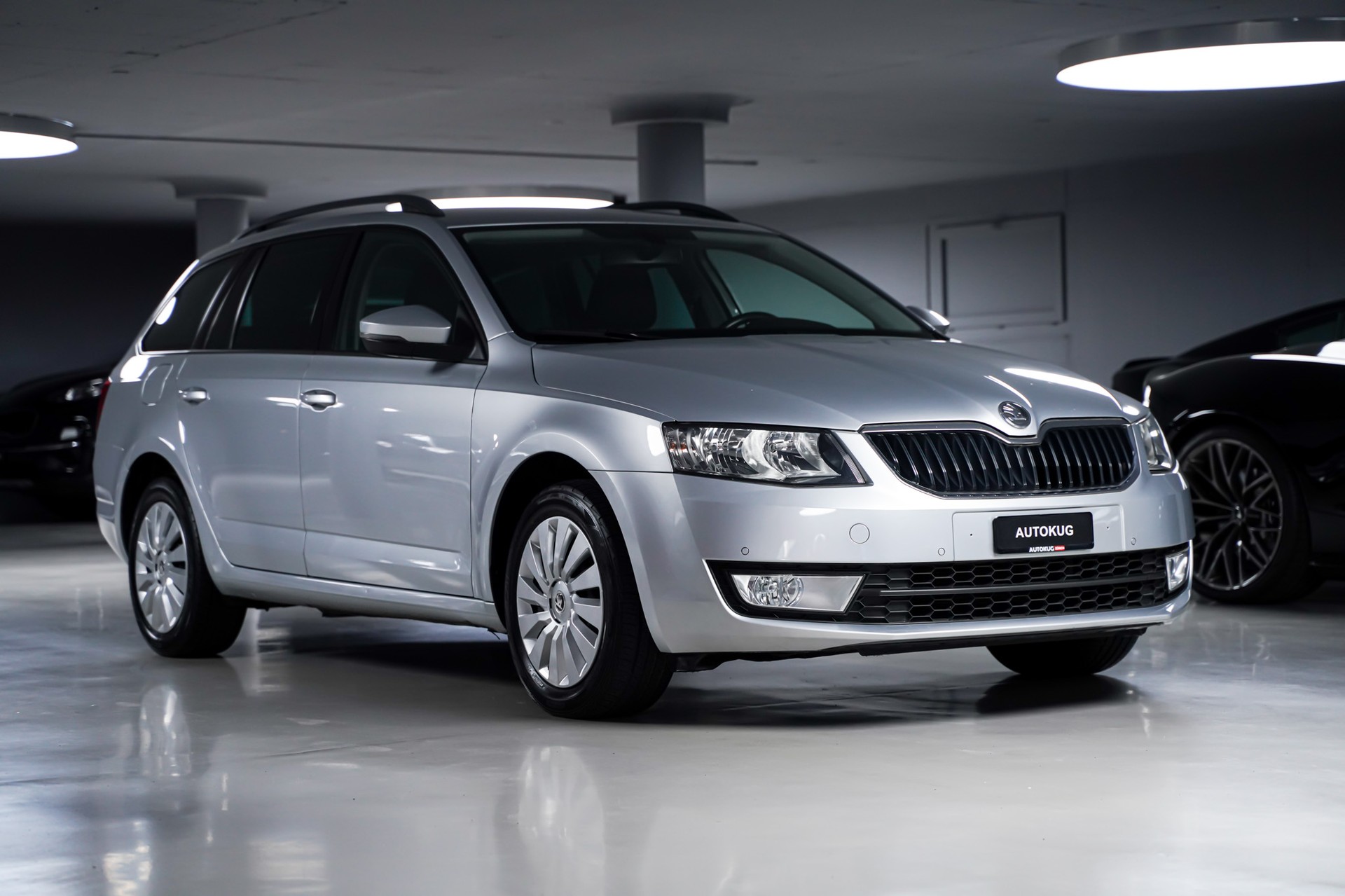SKODA Octavia Combi 1.6 TDI Ambition DSG-image-2