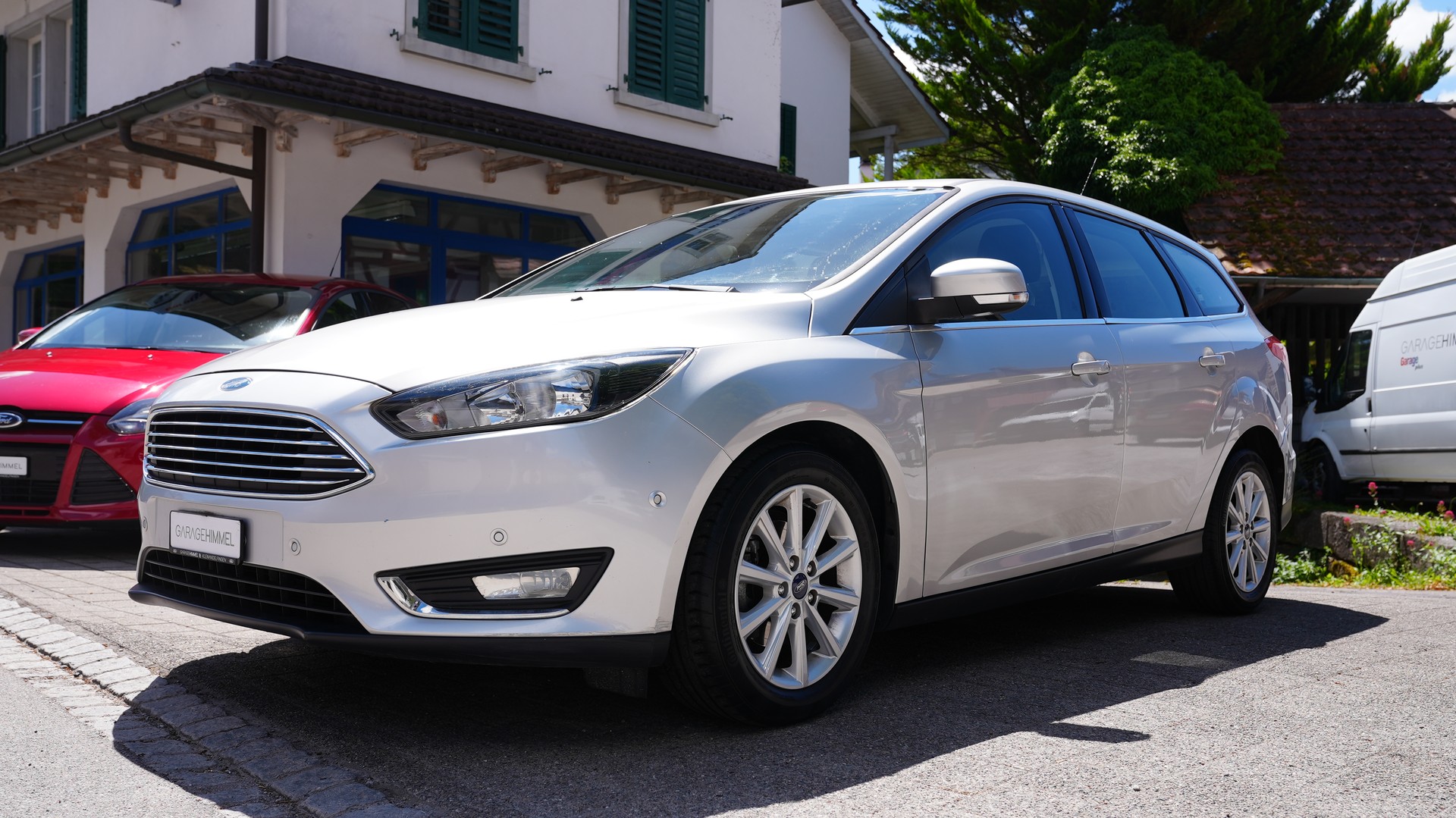 FORD Focus 1.0 SCTi Titanium-image-0