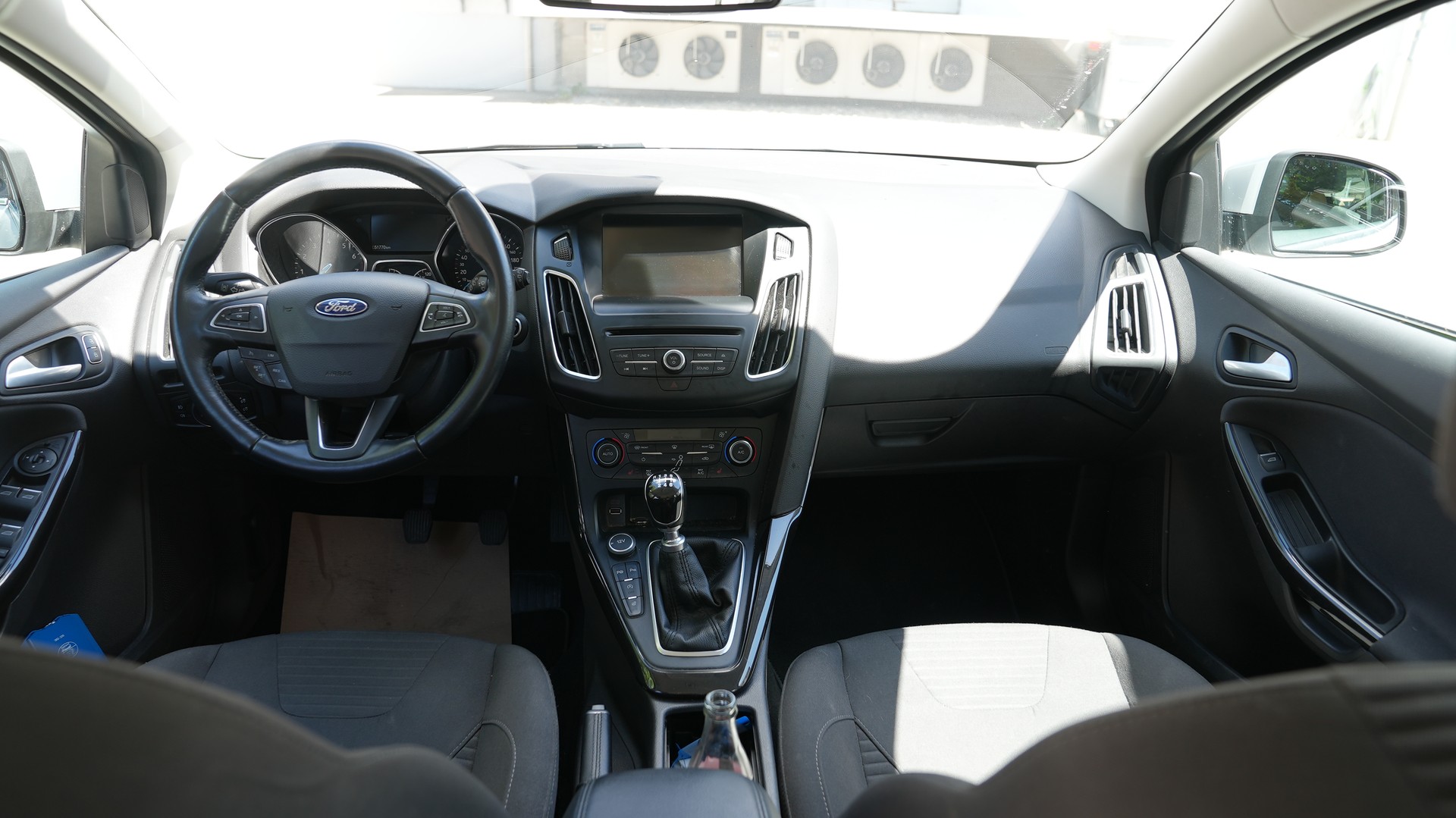 FORD Focus 1.0 SCTi Titanium-image-4