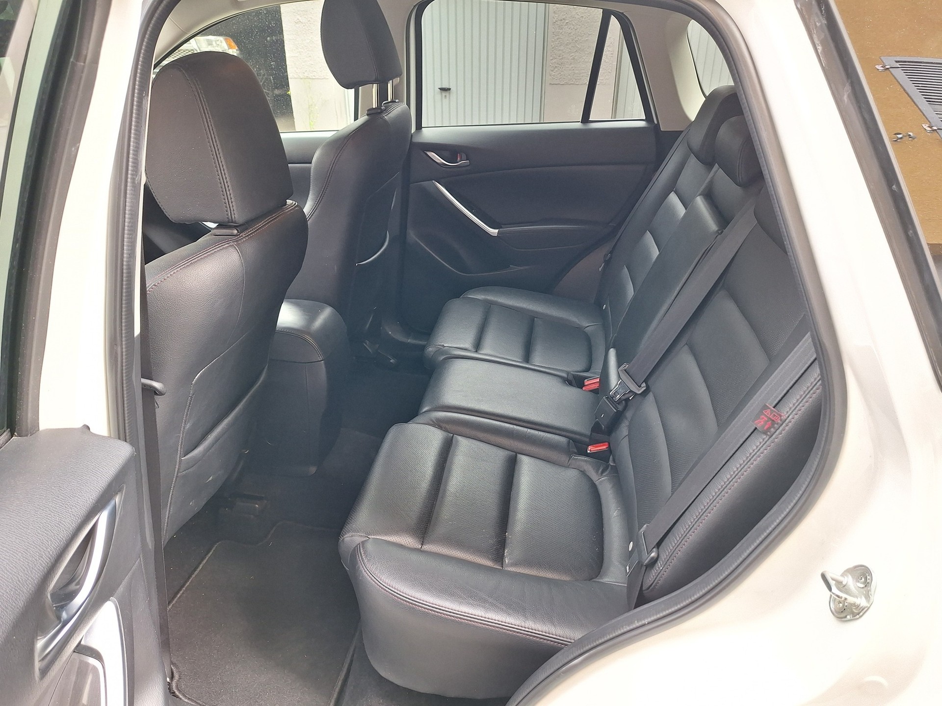 MAZDA CX-5 2.5 Revolution AWD Skyactive-G Automatic-image-12