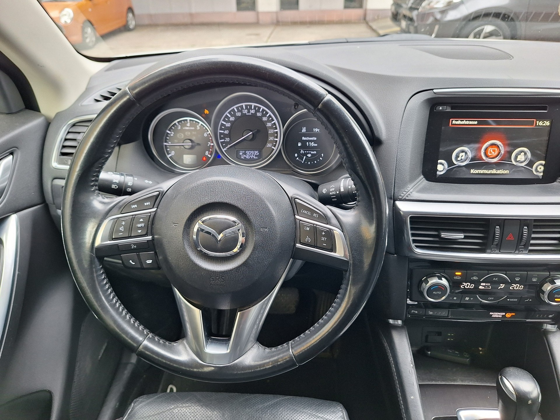 MAZDA CX-5 2.5 Revolution AWD Skyactive-G Automatic-image-8
