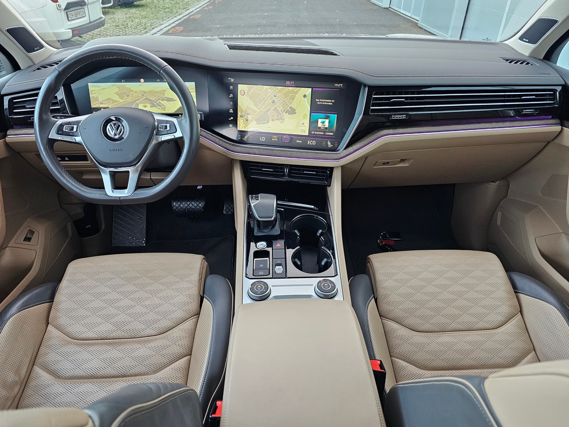 VW Touareg 3.0 TDI Atmosphere Tiptronic-image-7