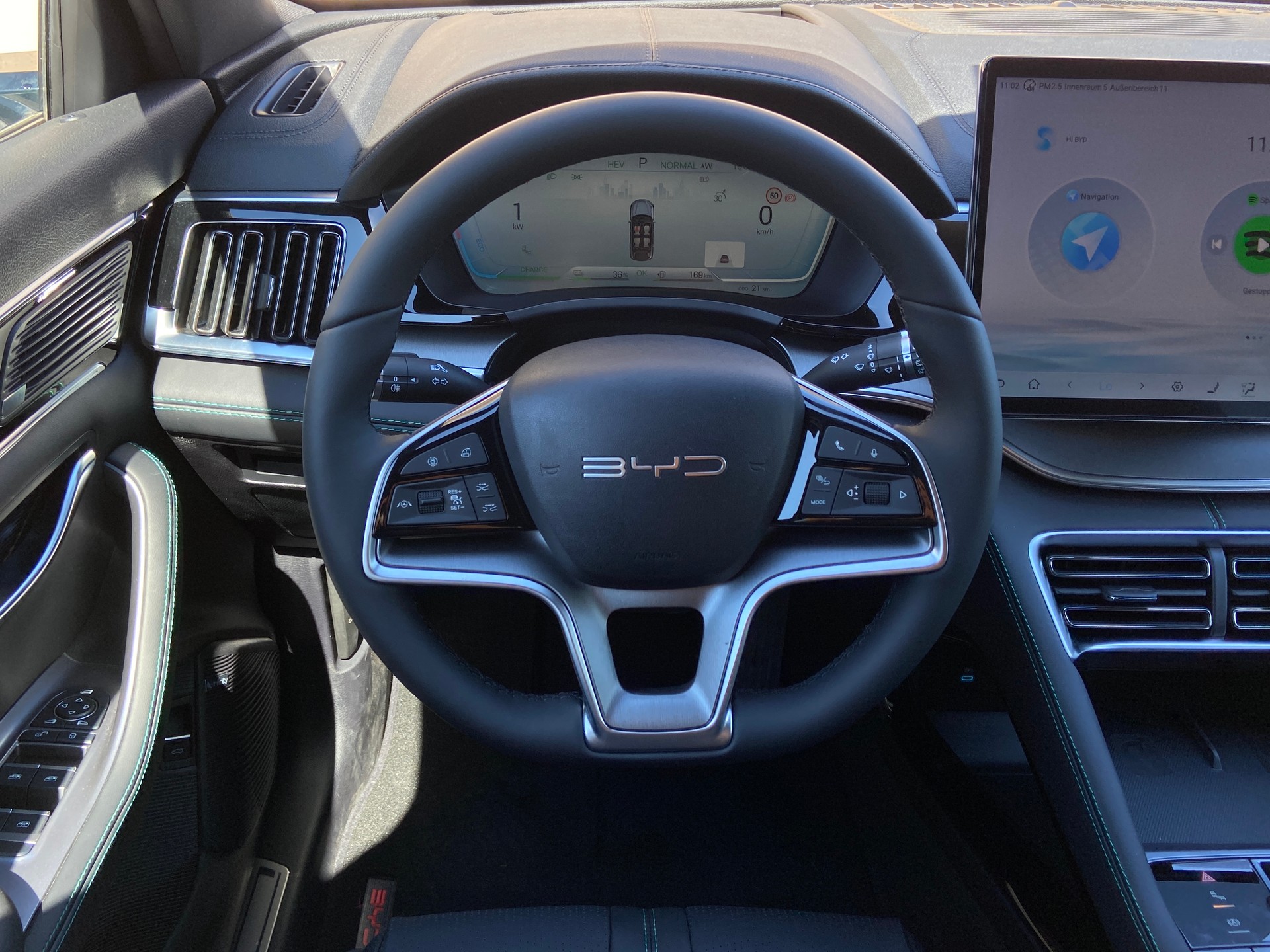 BYD Seal U DM-i Design AWD-image-8