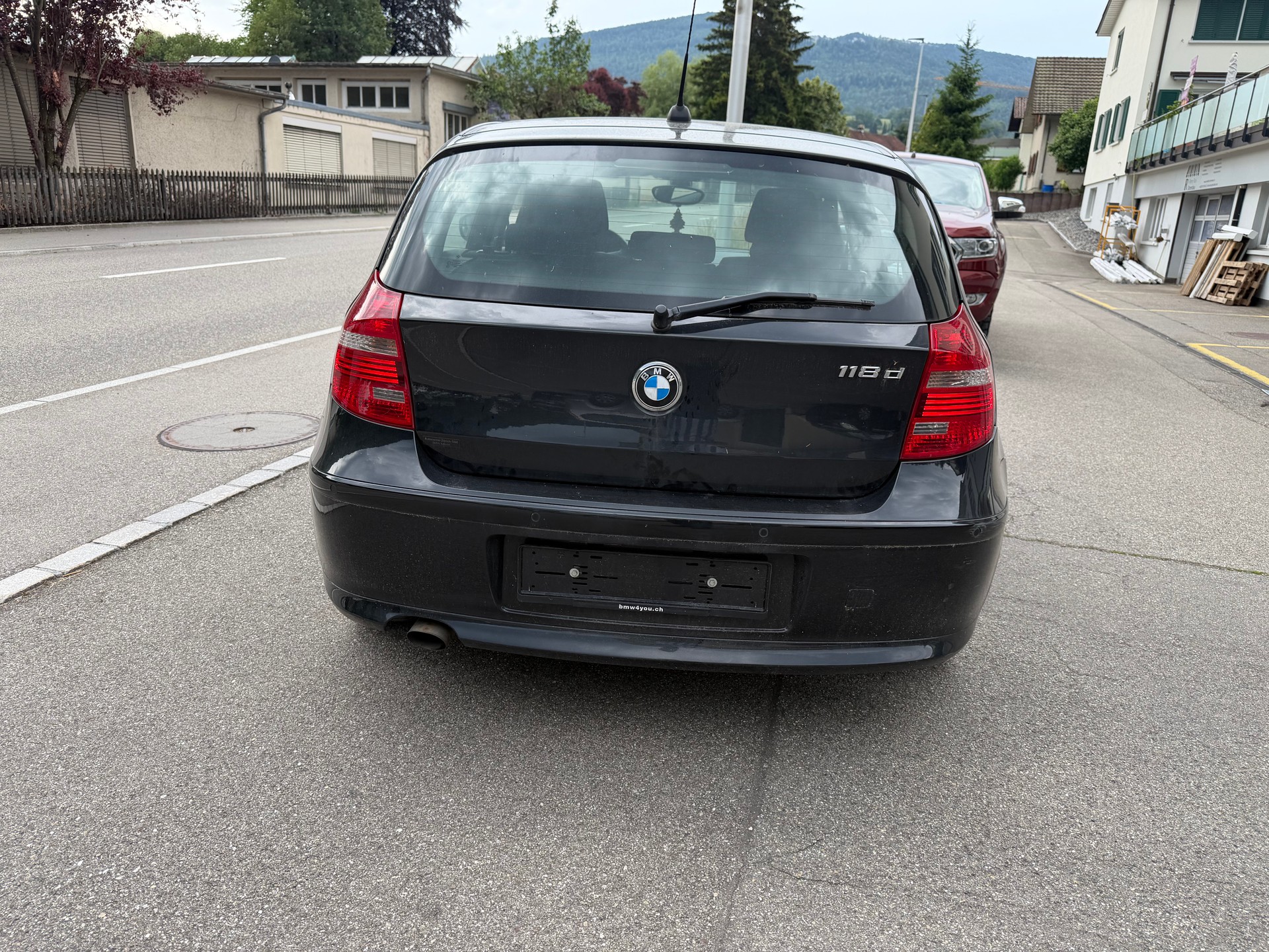 BMW 118d-image-3