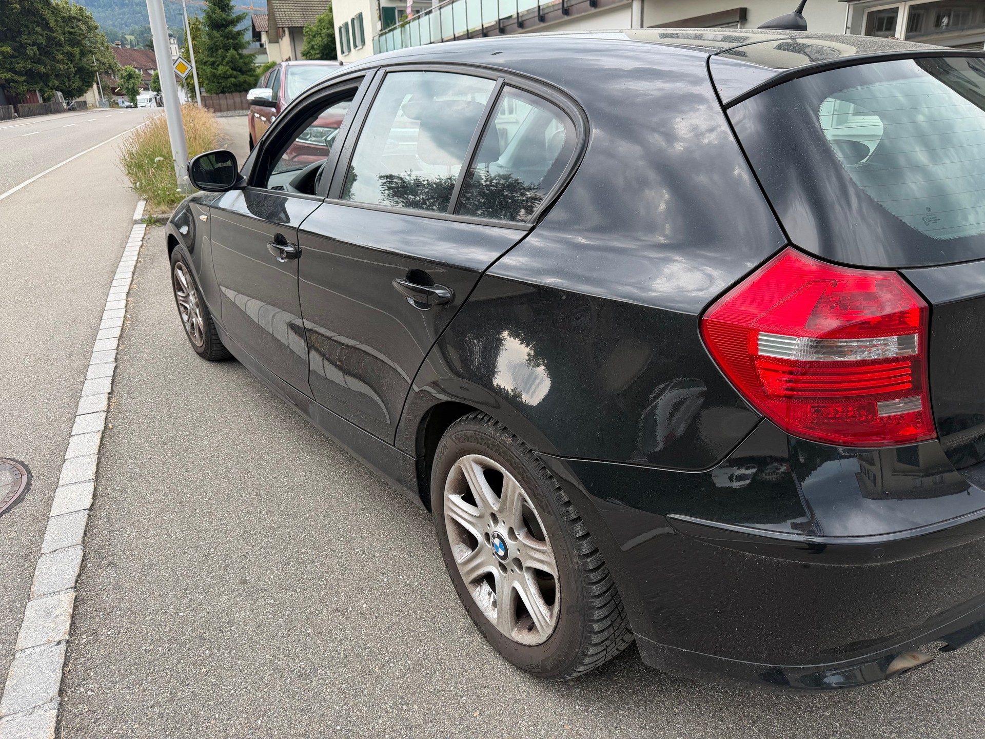 BMW 118d-image-2