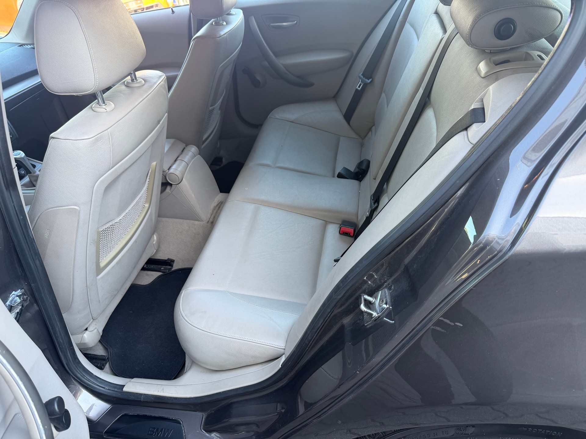 BMW 118d Access-image-5