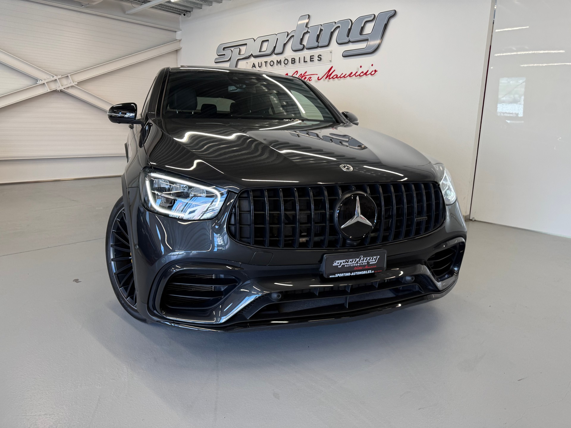 MERCEDES-BENZ GLC Coupé 63 AMG 4Matic 9G-Tronic CH Auto-showroom-element-1