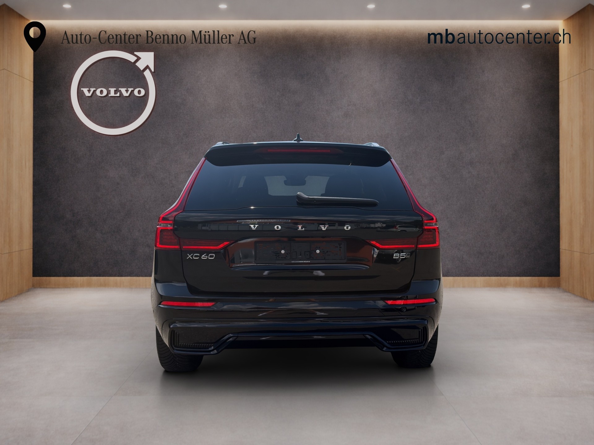 VOLVO XC60 2.0 B5 MH Plus Dark AWD-image-3