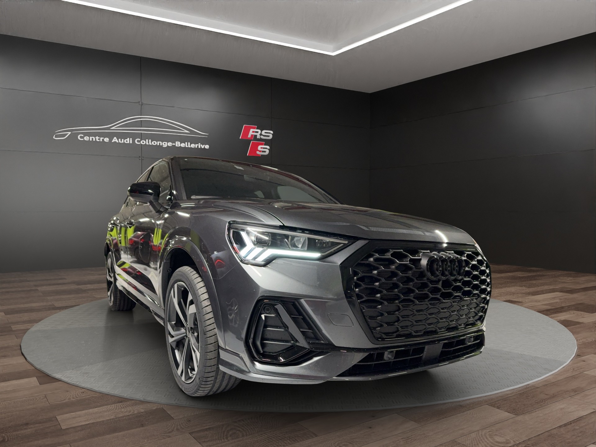 AUDI Q3 Sportback 35 TFSI S line Attraction S-tronic-image-6
