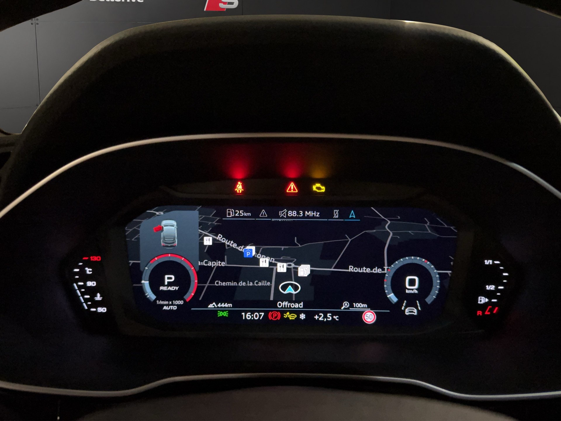 AUDI Q3 Sportback 35 TFSI S line Attraction S-tronic-image-9