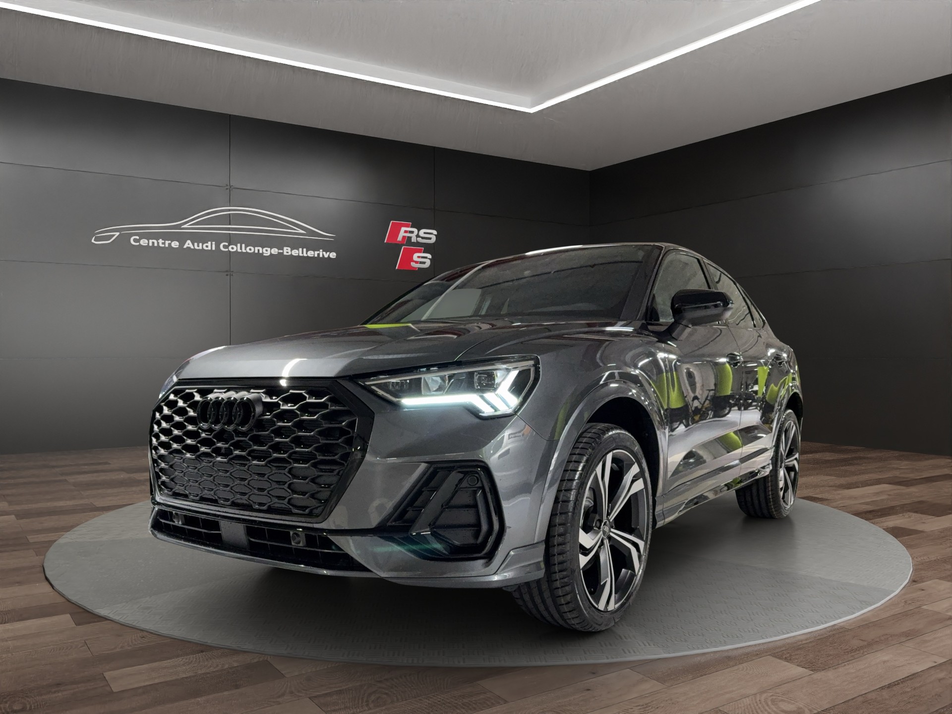 AUDI Q3 Sportback 35 TFSI S line Attraction S-tronic-image-0