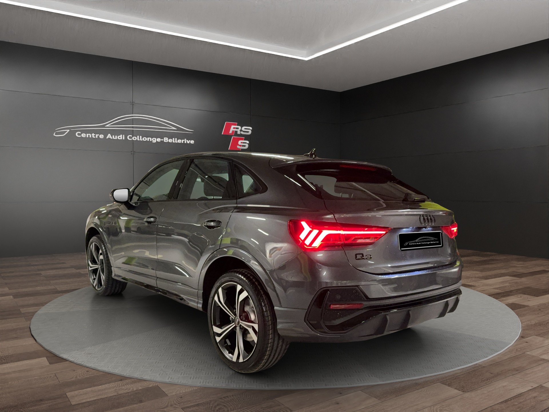 AUDI Q3 Sportback 35 TFSI S line Attraction S-tronic-image-3