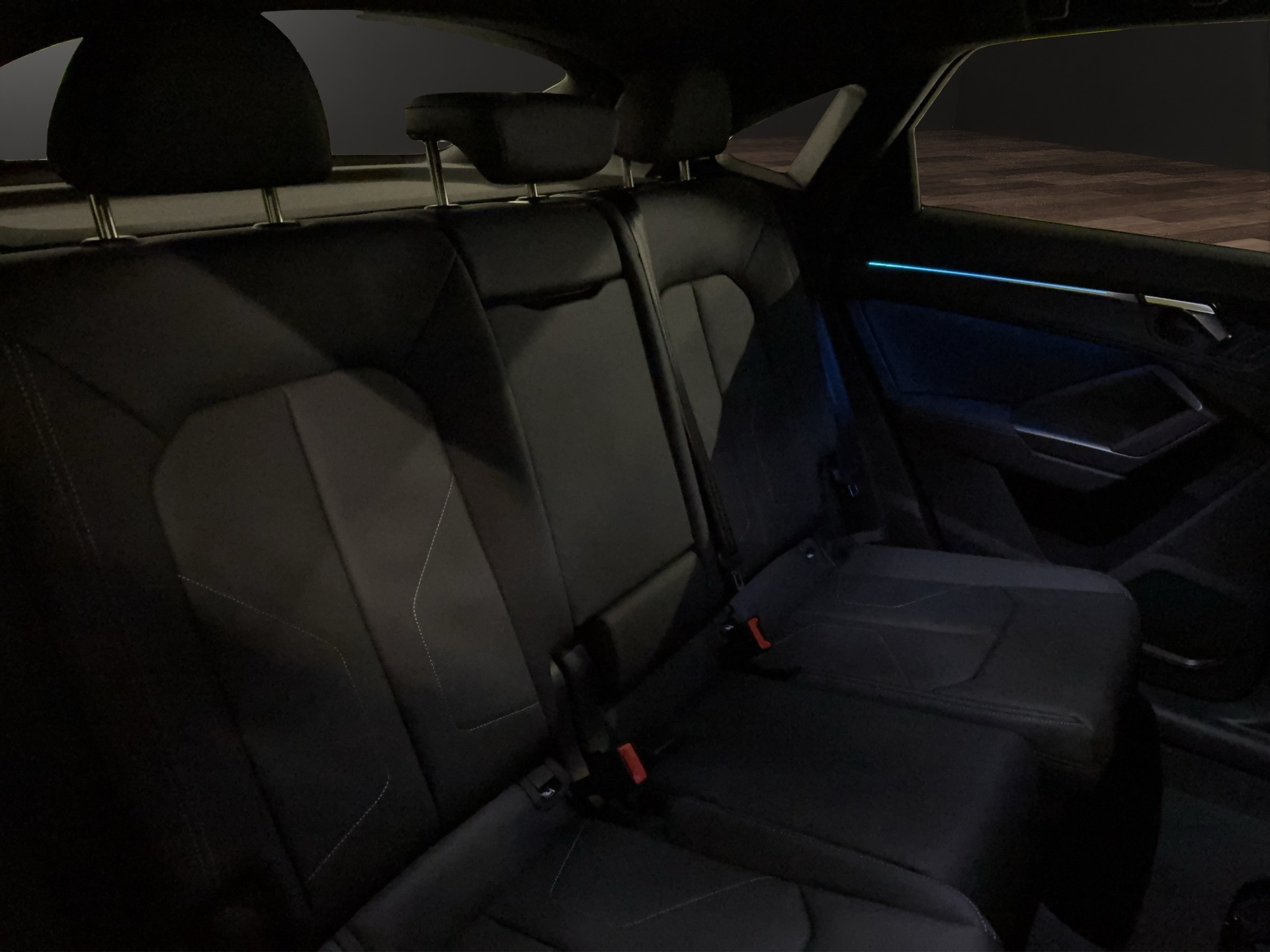 AUDI Q3 Sportback 35 TFSI S line Attraction S-tronic-image-15