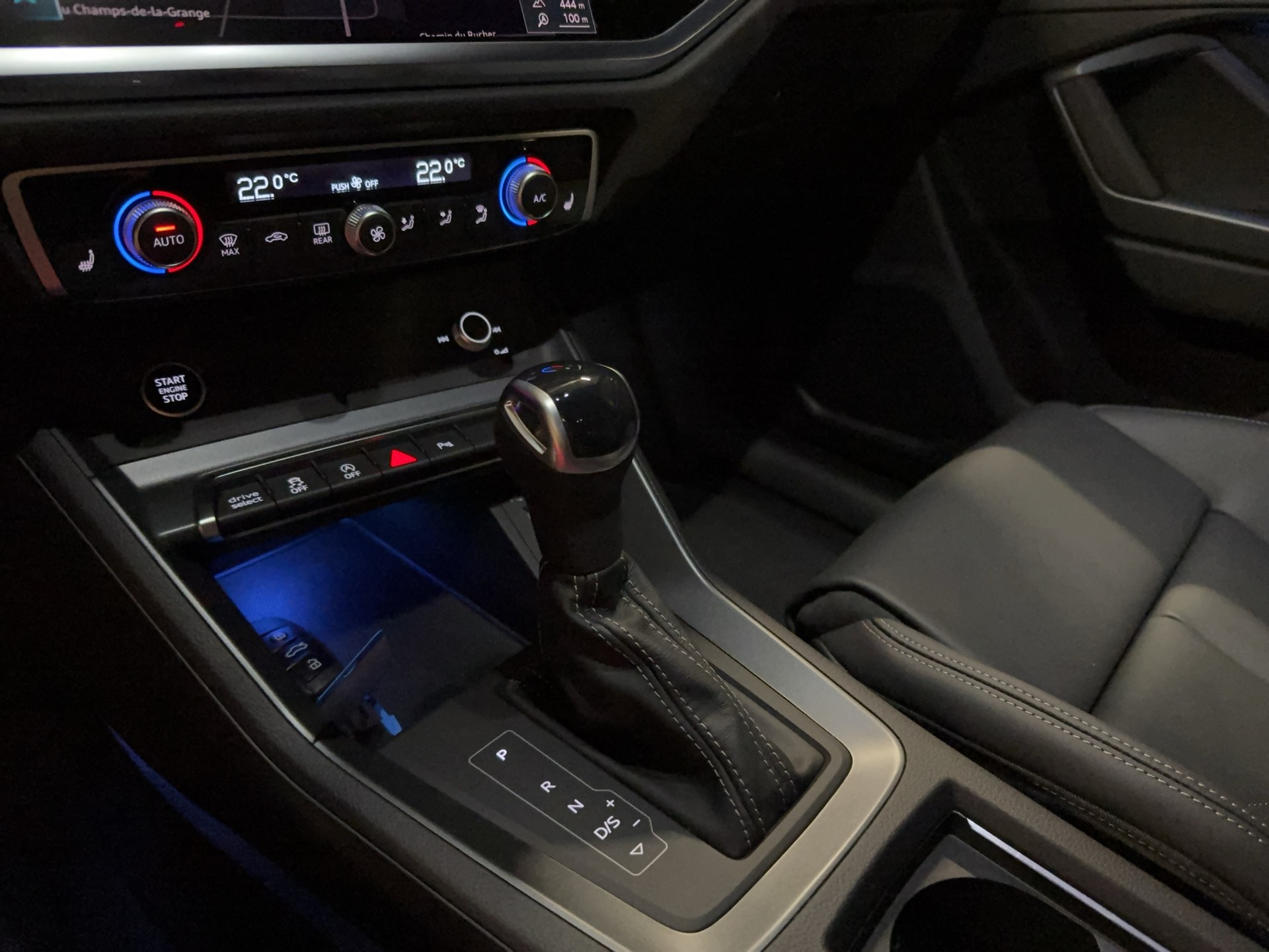 AUDI Q3 Sportback 35 TFSI S line Attraction S-tronic-image-12