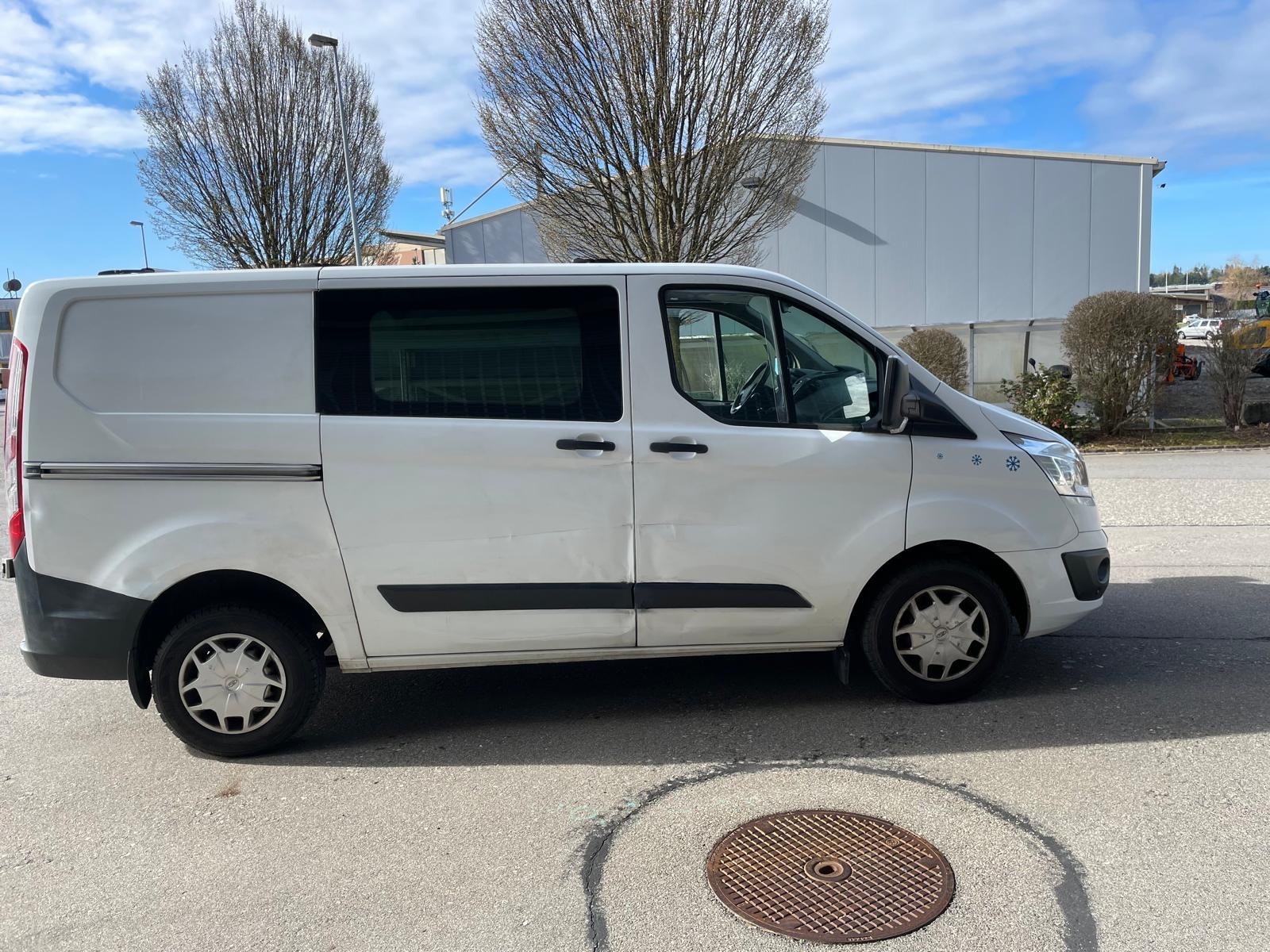 FORD Transit Custom Van 310 L1H1 Trend-image-2