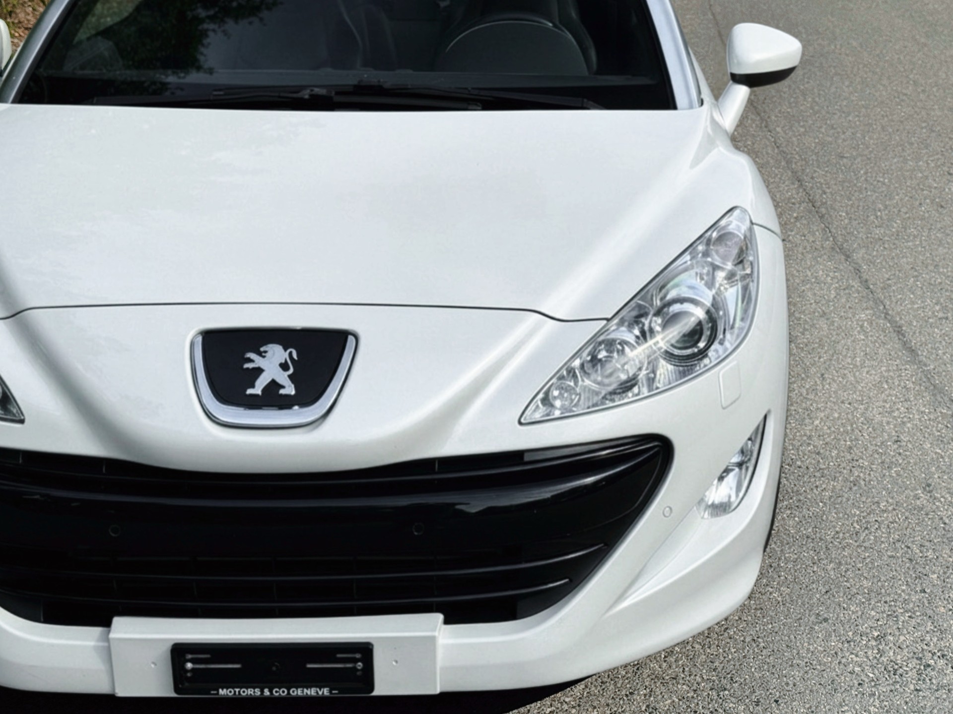 PEUGEOT RCZ 1.6 Turbo-image-8