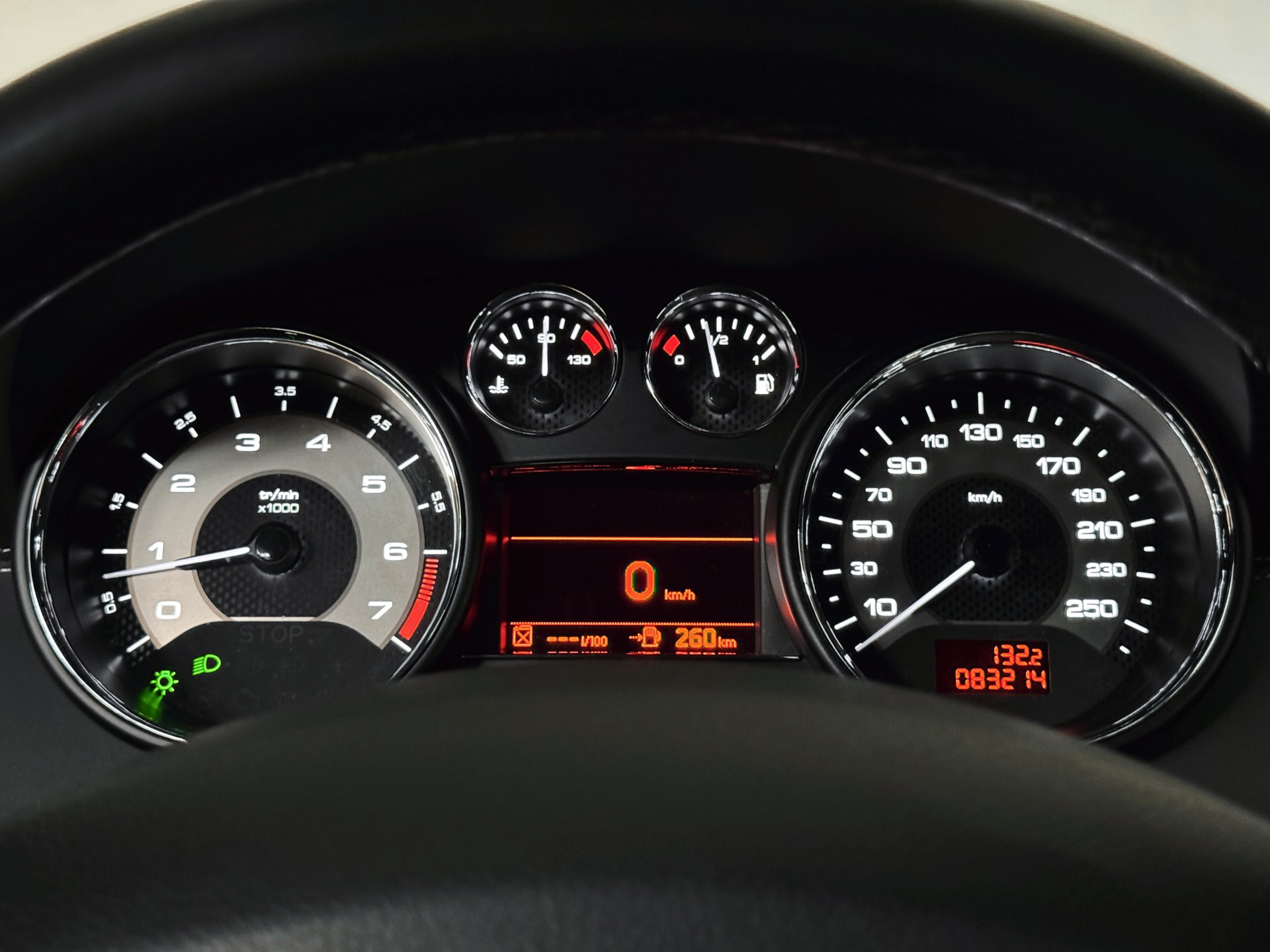 PEUGEOT RCZ 1.6 Turbo-image-20