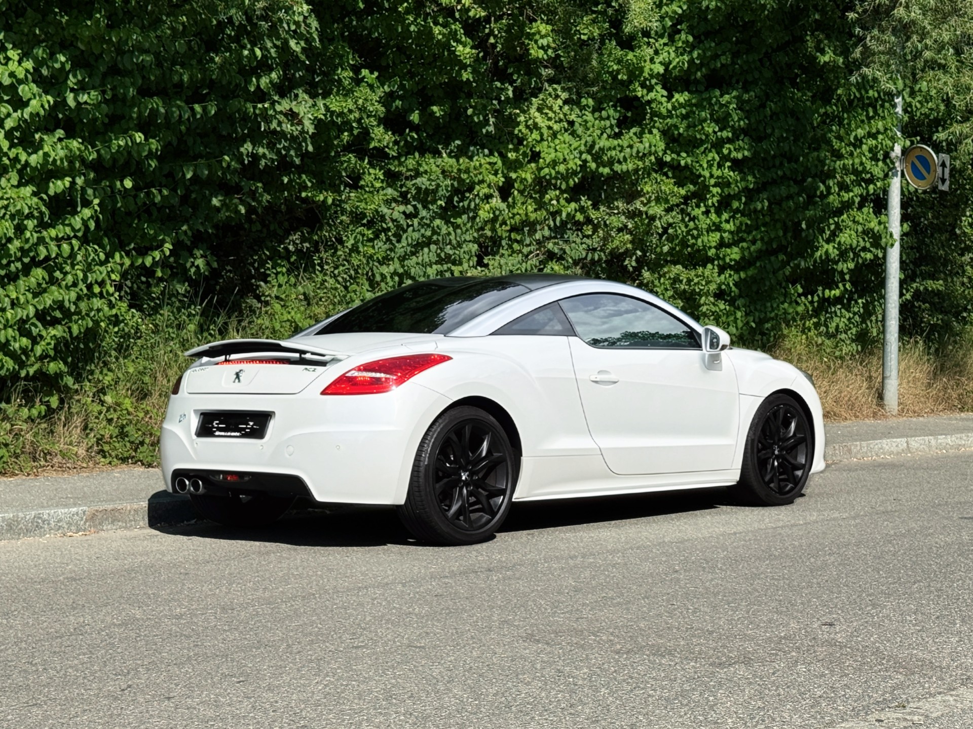 PEUGEOT RCZ 1.6 Turbo-image-4