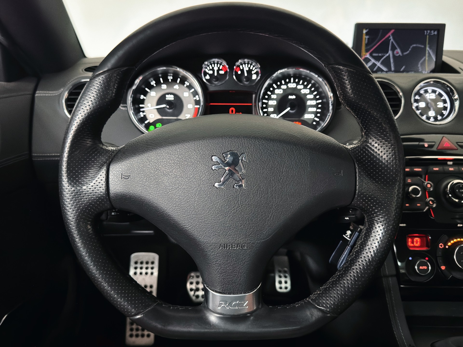 PEUGEOT RCZ 1.6 Turbo-image-19