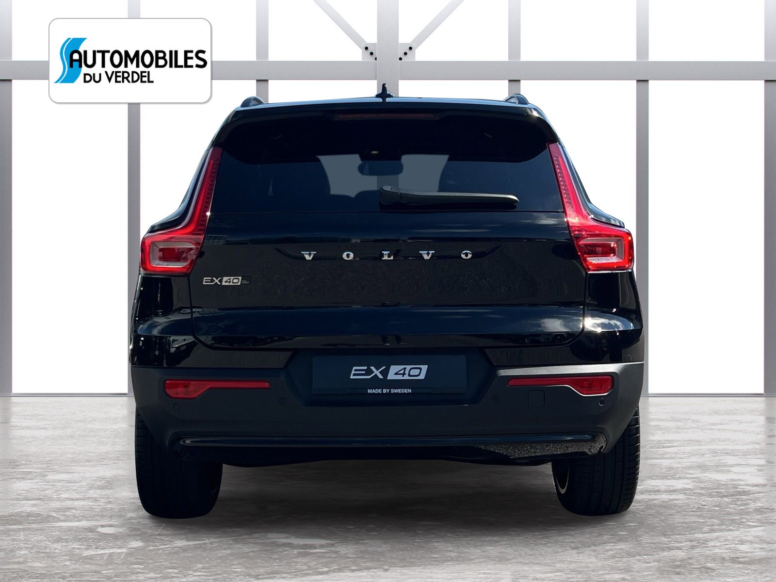 VOLVO EX40 Twin XCENTRIC Edition AWD-showroom-element-3