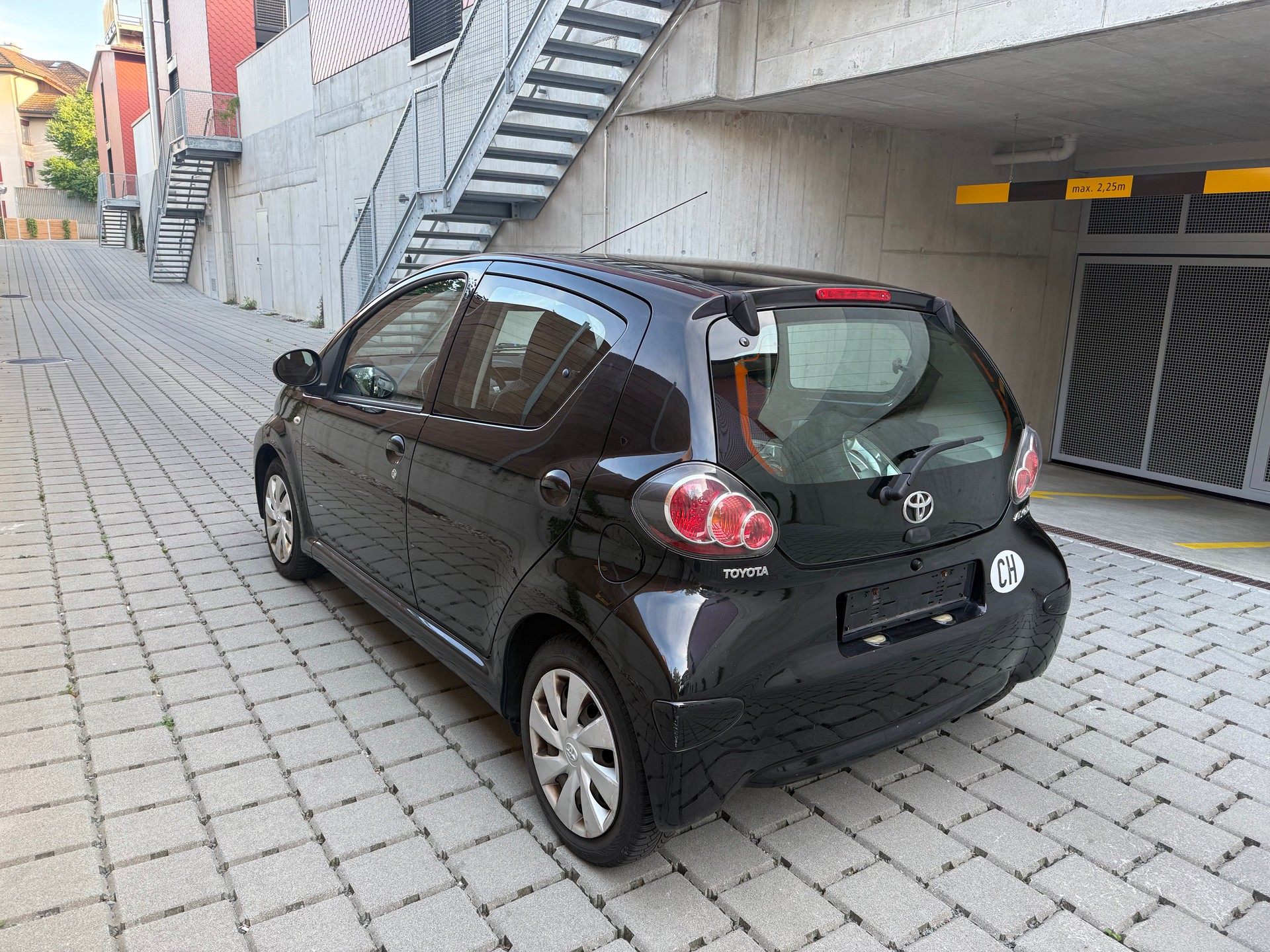 TOYOTA Aygo 1.0 VVT-i Sol-image-4