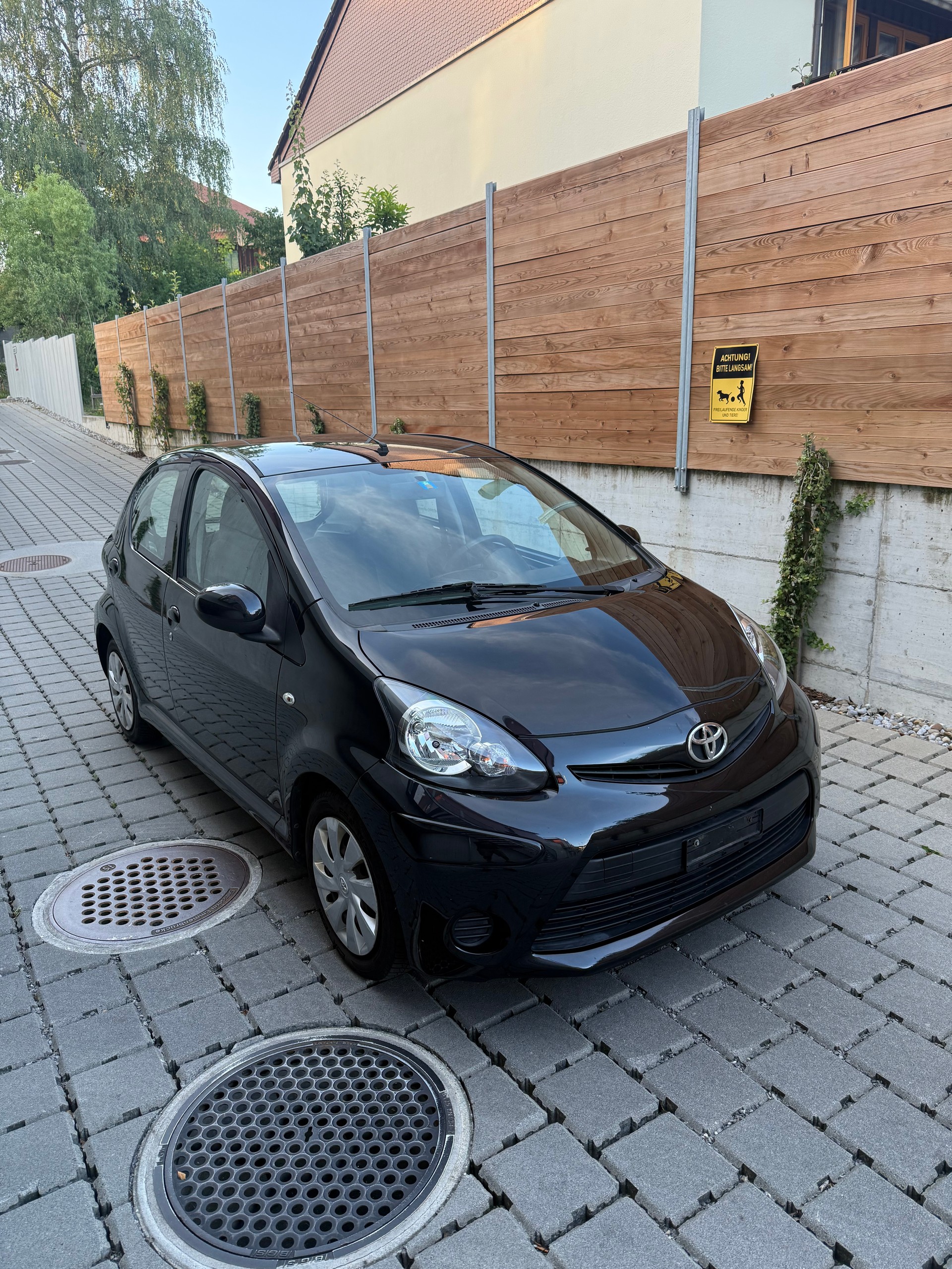 TOYOTA Aygo 1.0 VVT-i Sol-image-0