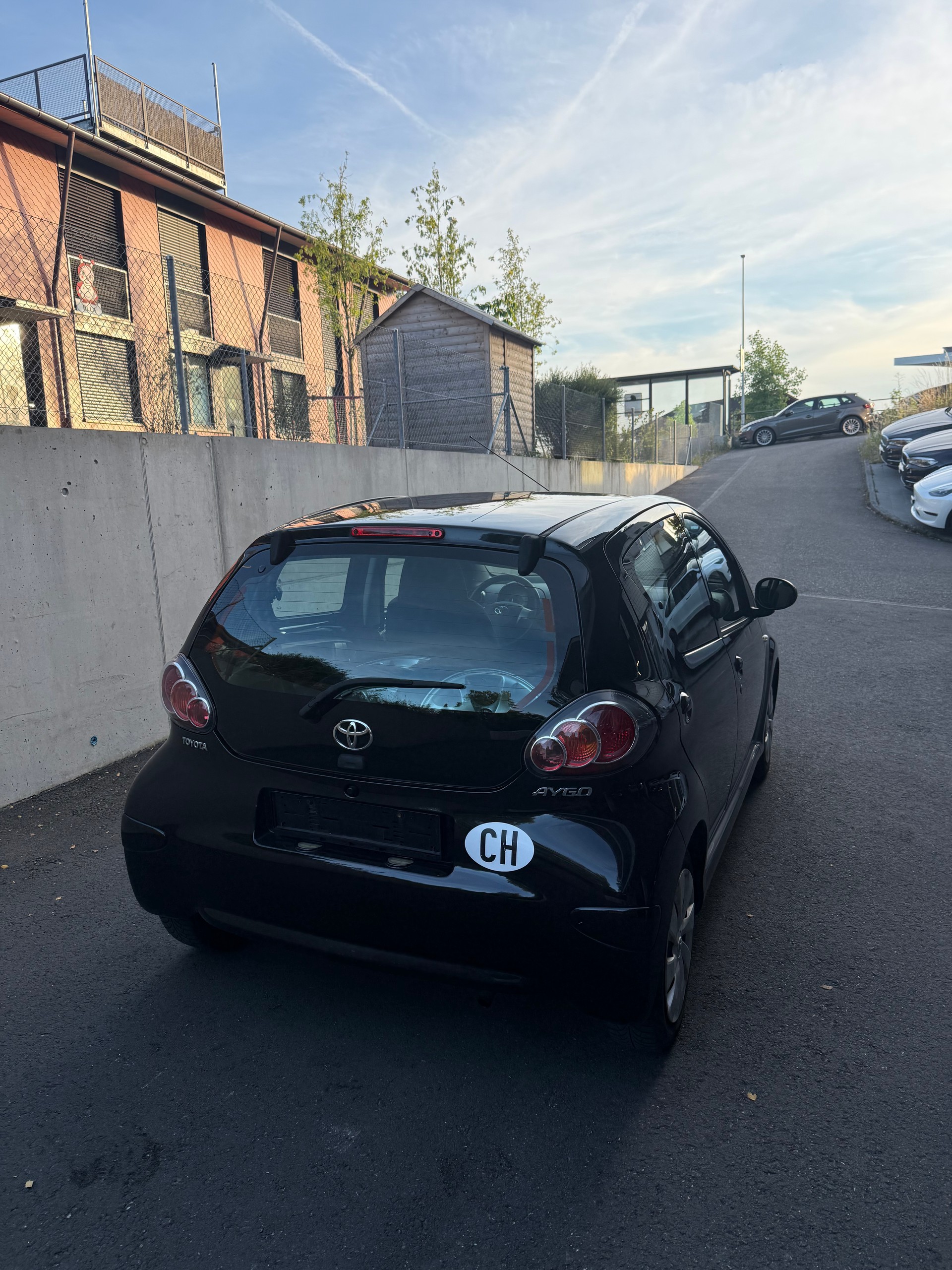 TOYOTA Aygo 1.0 VVT-i Sol-image-3