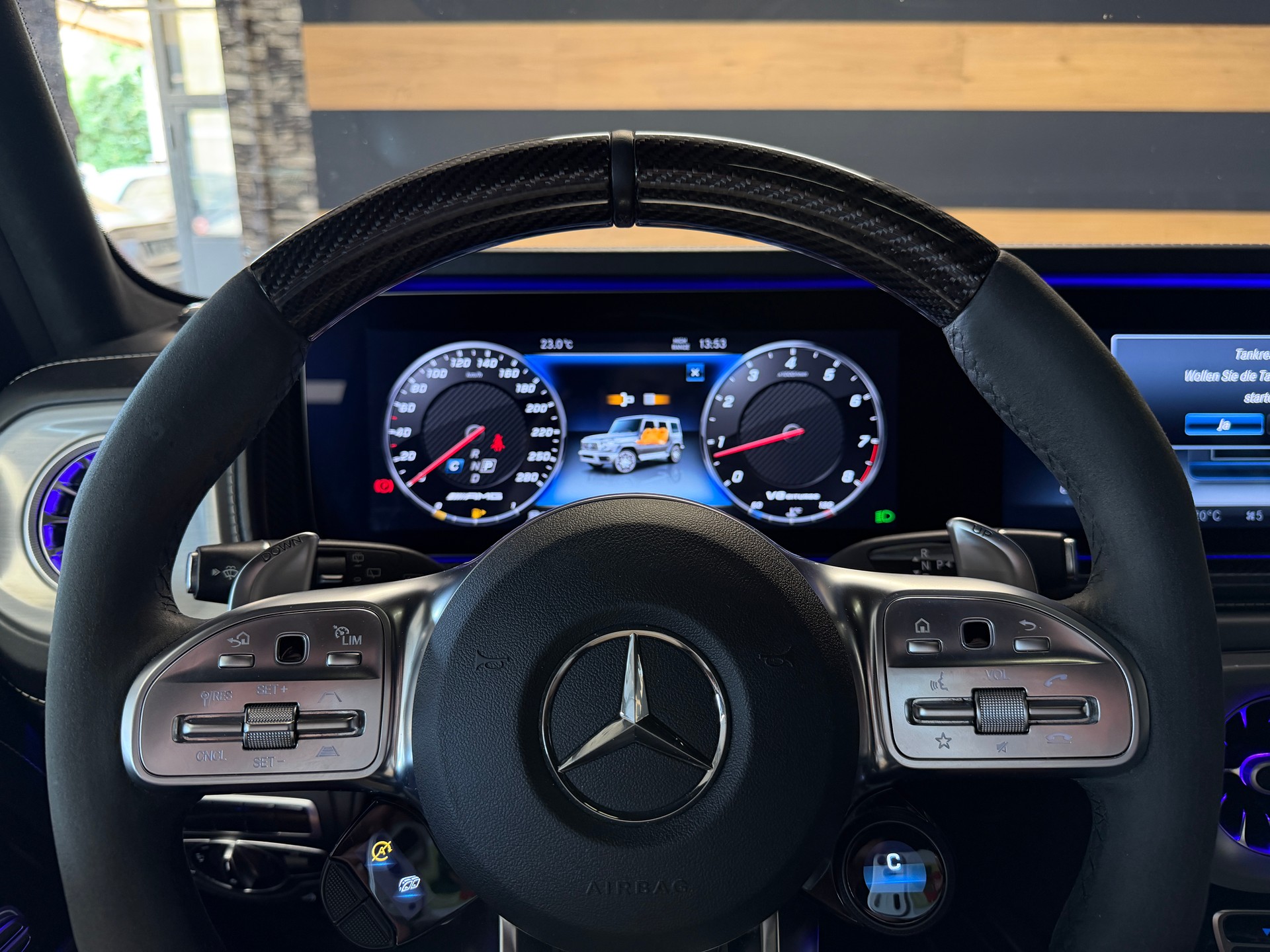MERCEDES-BENZ G 63 AMG Edition 1 Speedshift Plus G-Tronic-image-14