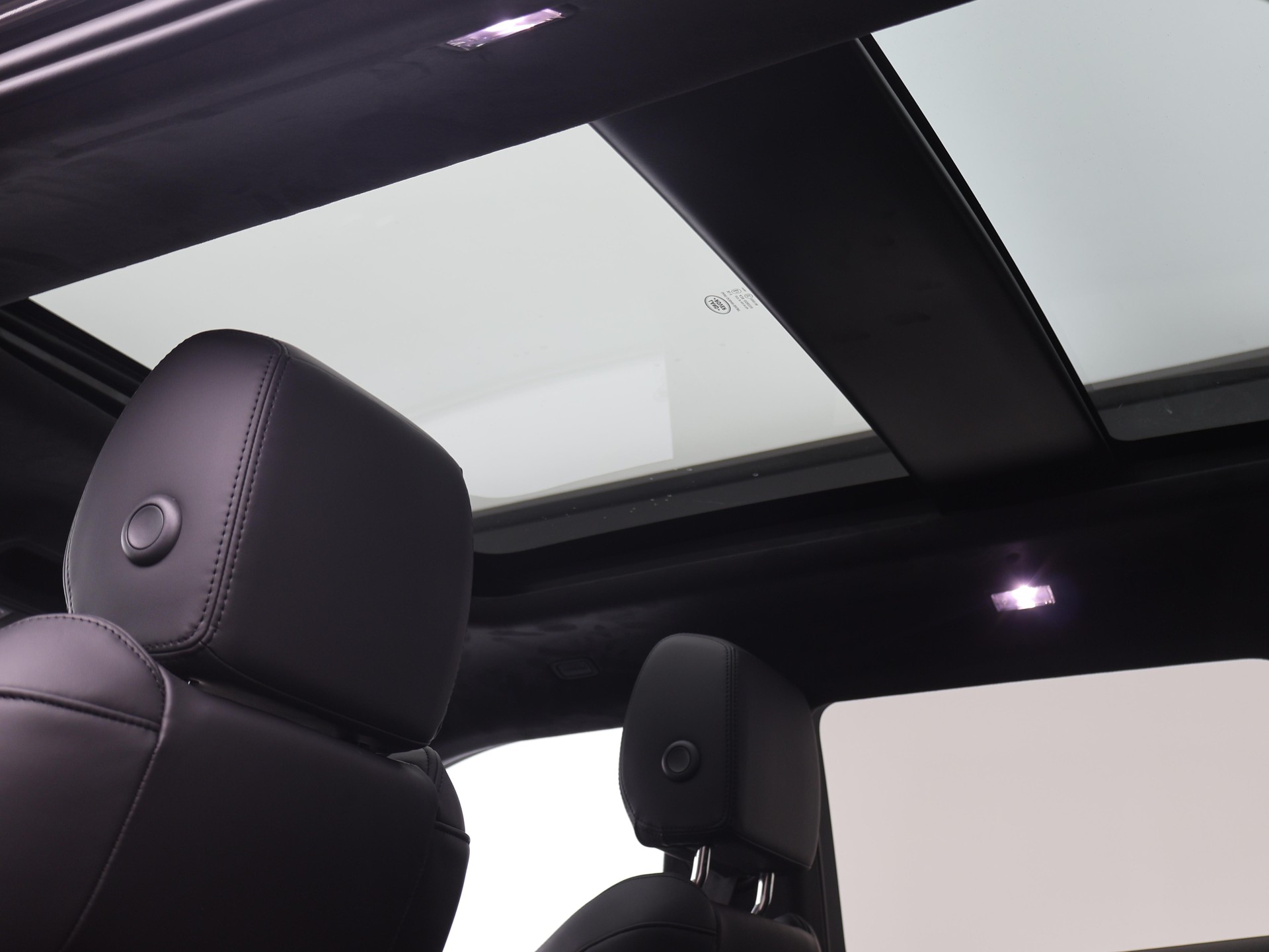 LAND ROVER Range Rover Evoque 1.5 T 270e Autobiography-image-18
