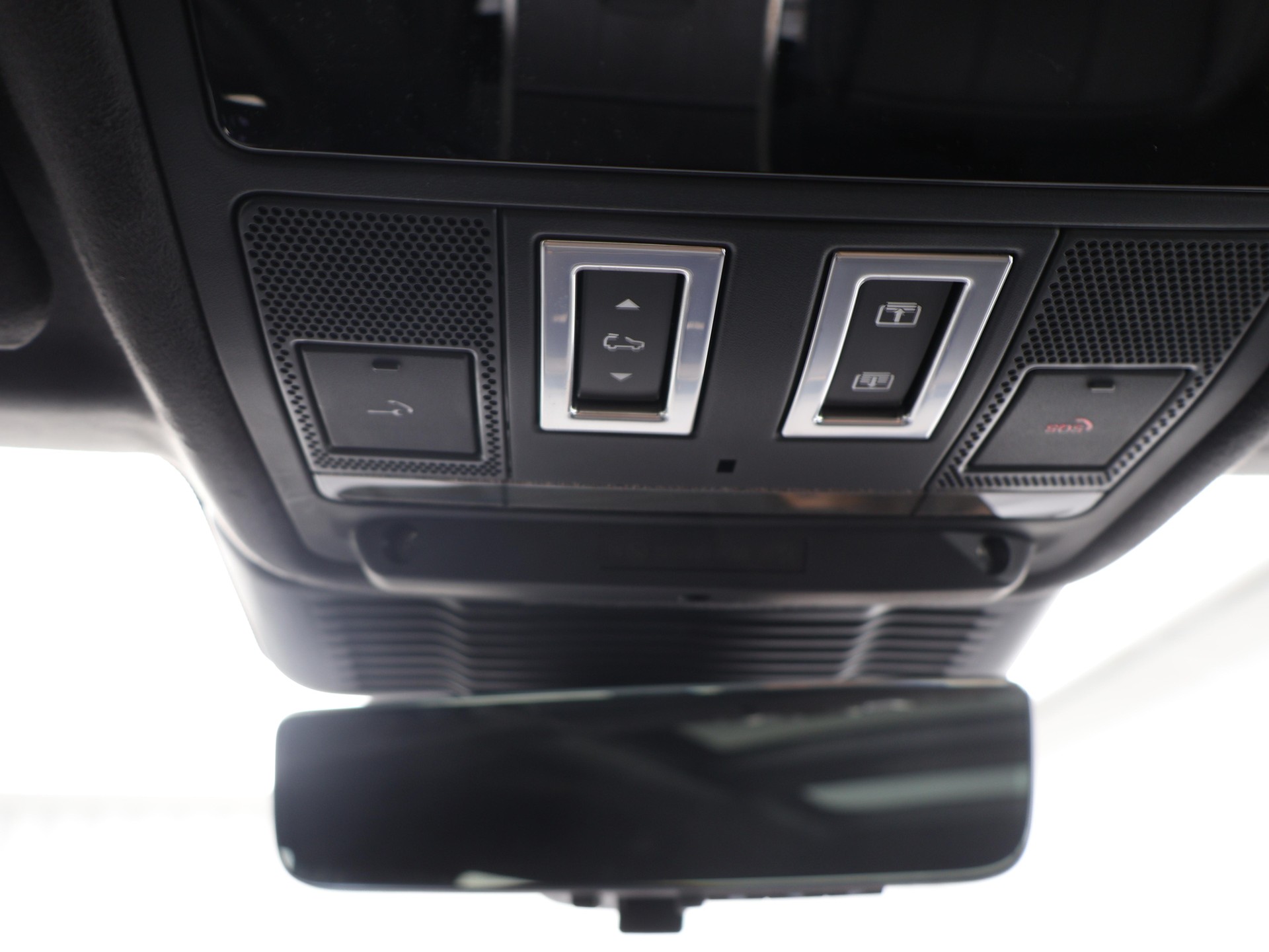 LAND ROVER Range Rover Evoque 1.5 T 270e Autobiography-image-14