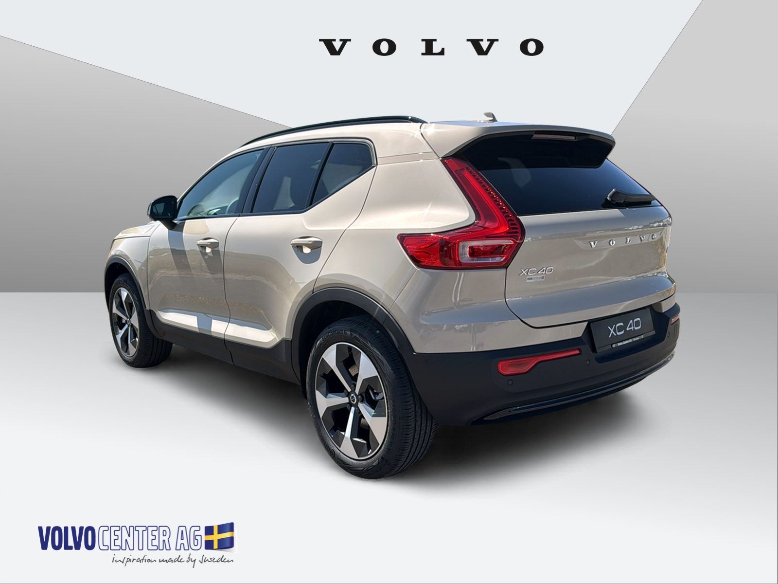 VOLVO XC40 2.0 B3 MH Plus Dark-showroom-element-2