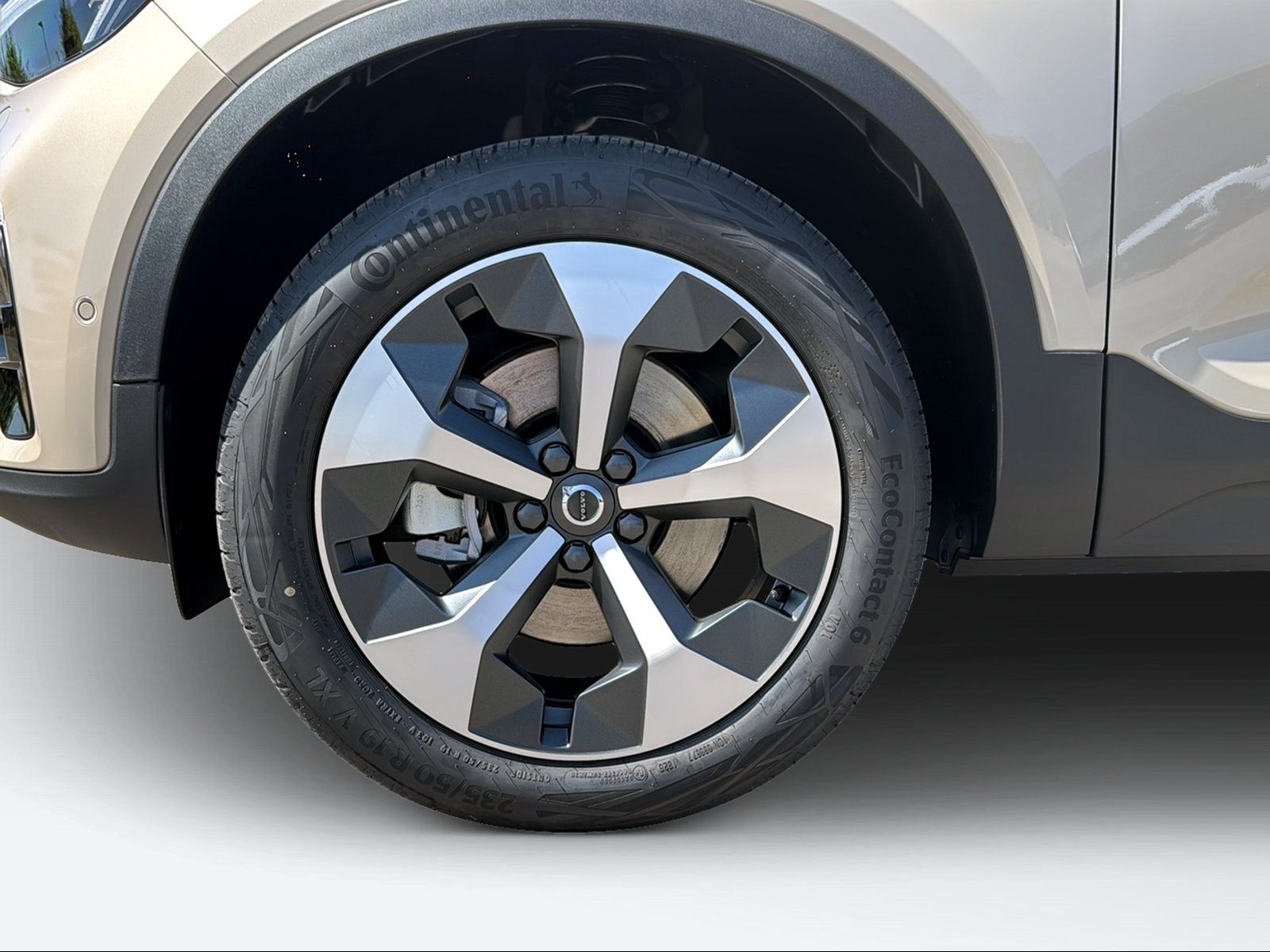 VOLVO XC40 2.0 B3 MH Plus Dark-image-8