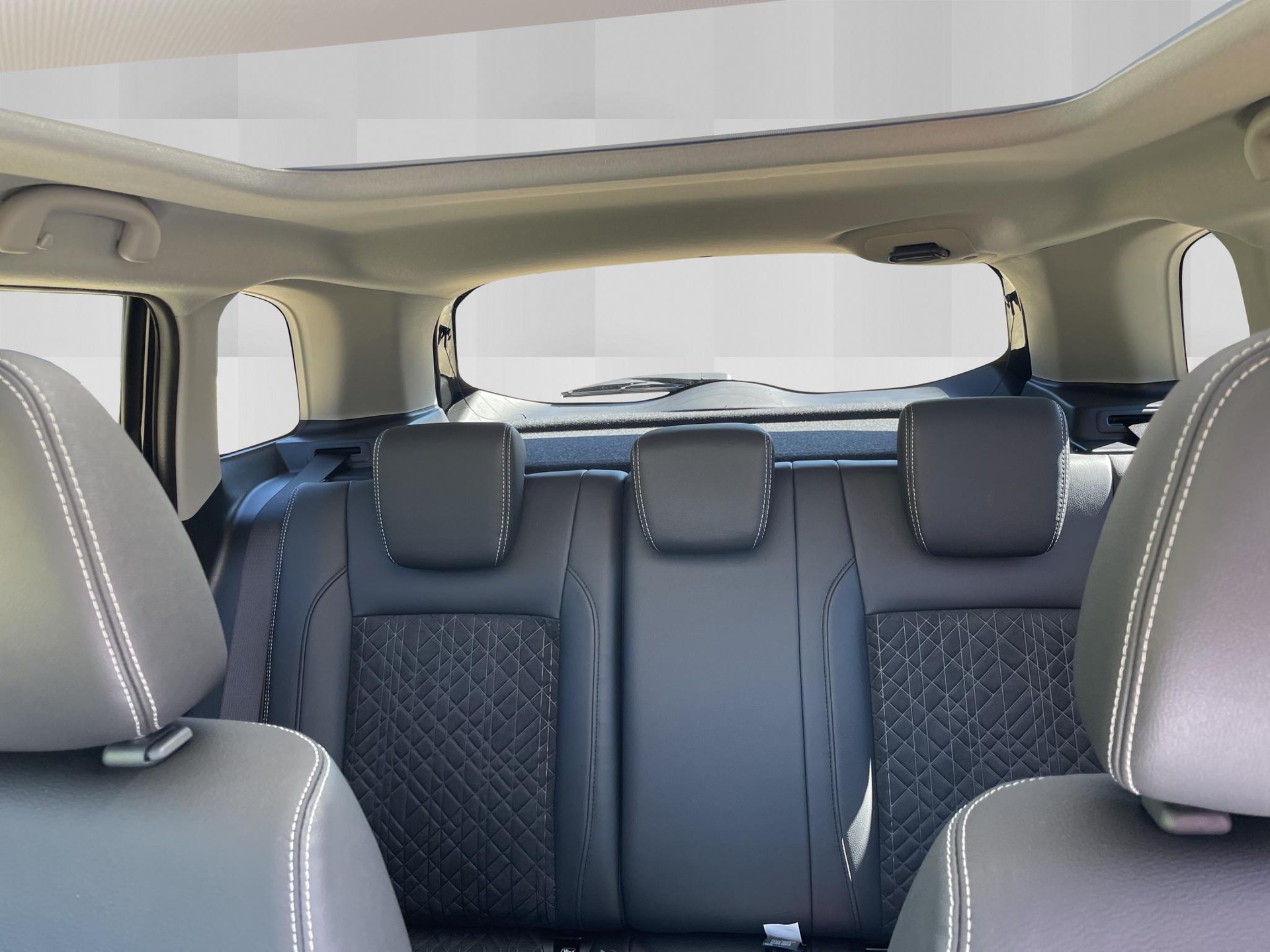 SUZUKI Vitara 1.4 T Compact Top Hybrid 4x4-image-6