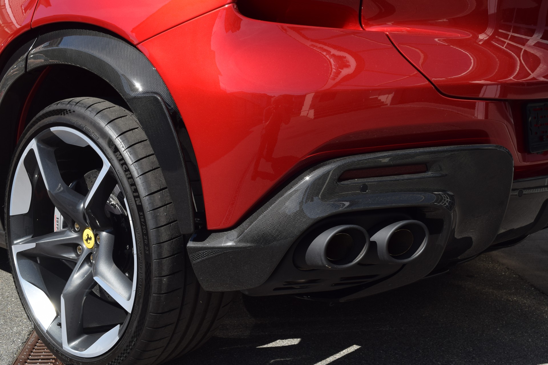 FERRARI Purosangue 6.5 V12-image-8