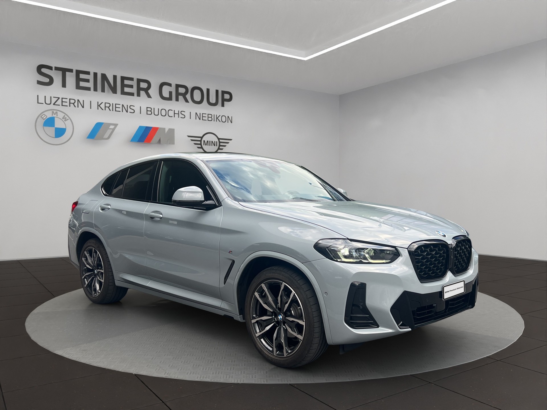 BMW X4 xDrive 48V 20i M Sport Steptronic-image-2