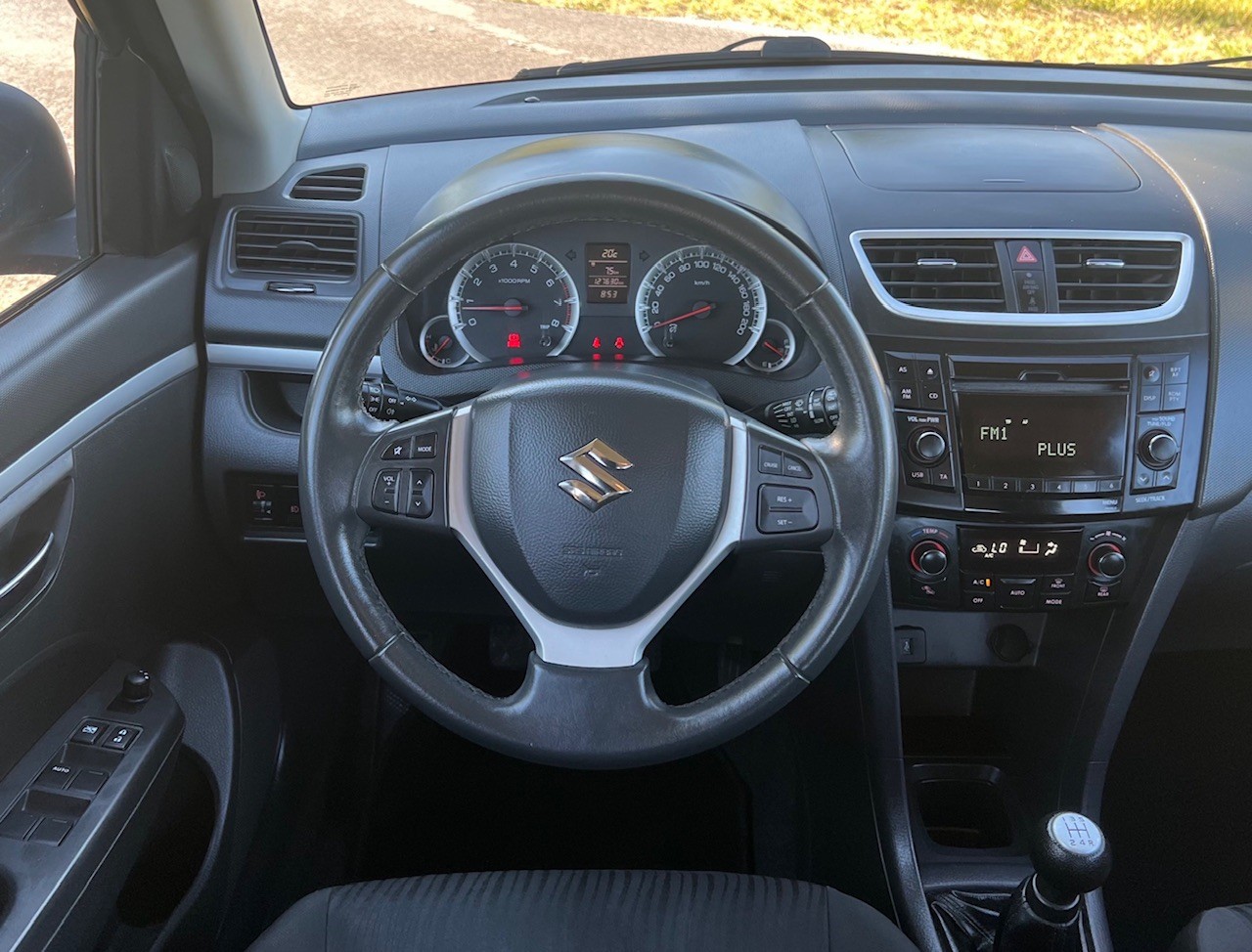 SUZUKI Swift 1.2i 16V GL Top-image-10