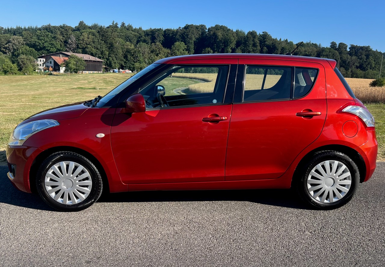 SUZUKI Swift 1.2i 16V GL Top-image-4