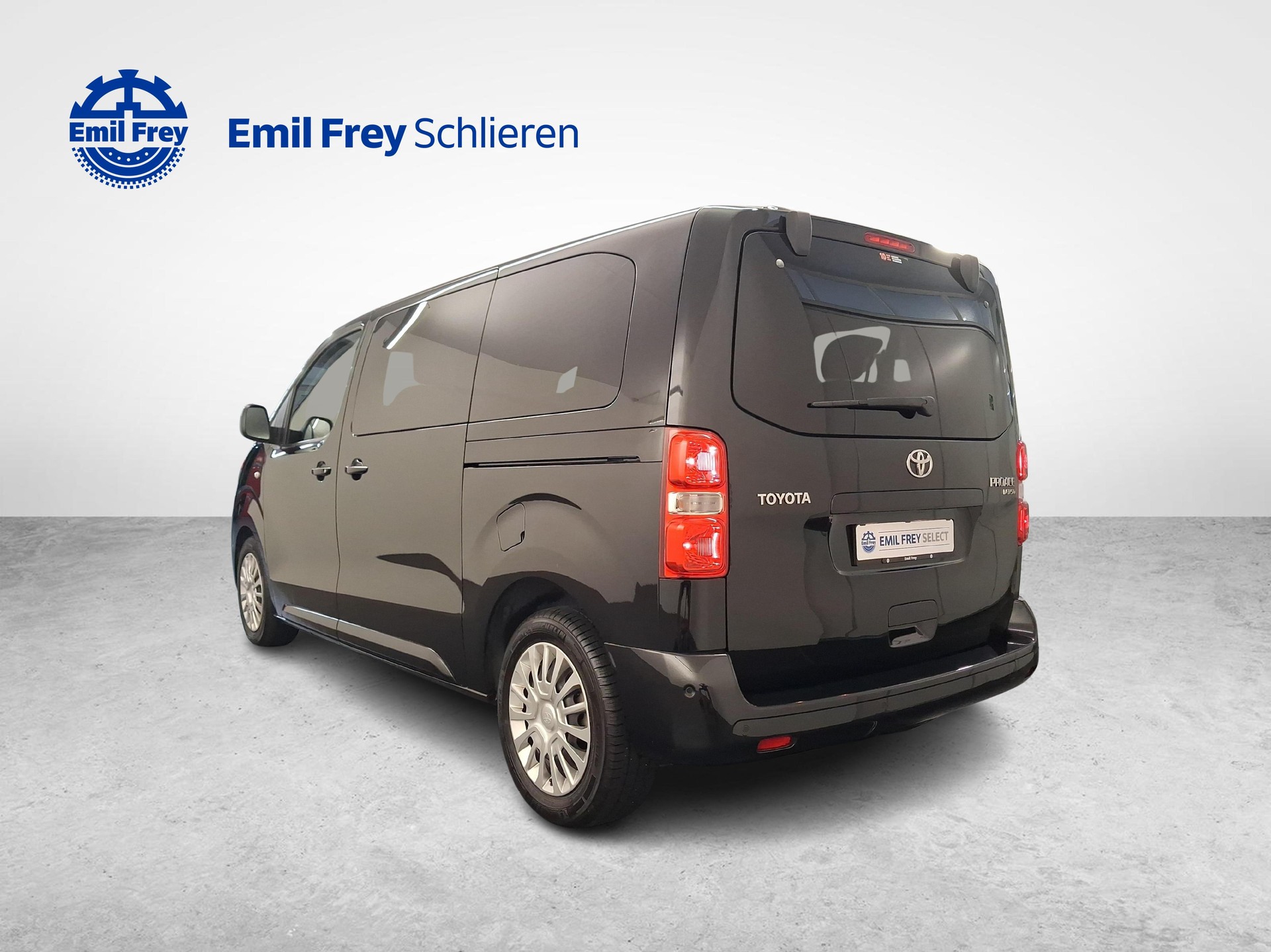 TOYOTA PROACE Verso L1 2.0 D Shuttle-image-2
