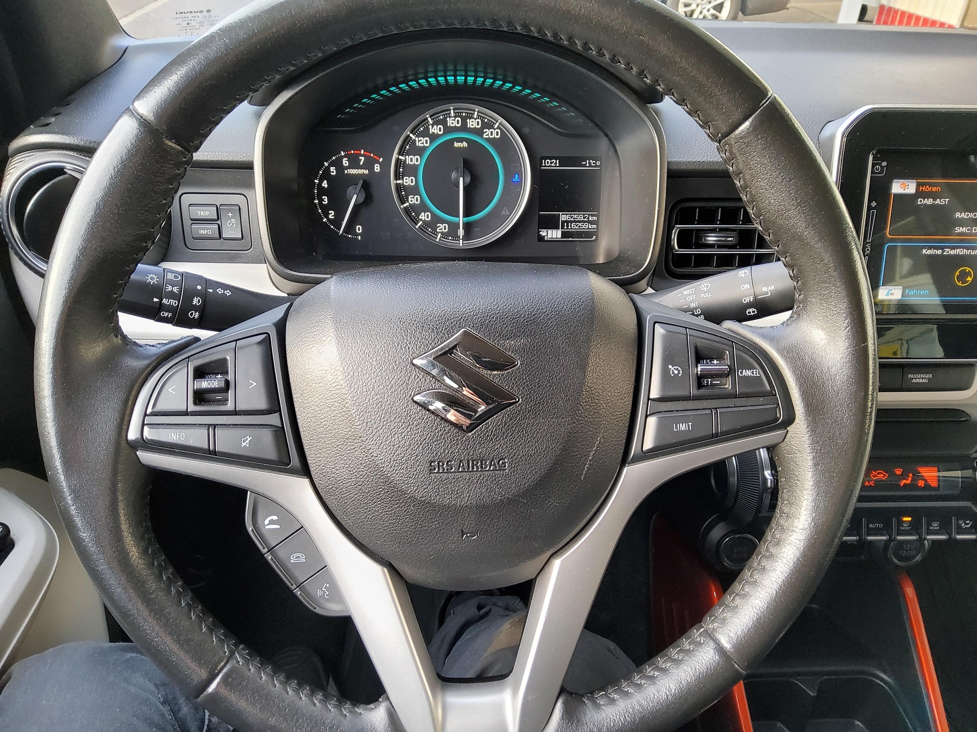 SUZUKI Ignis 1.2i Compact Top 4x4-image-11