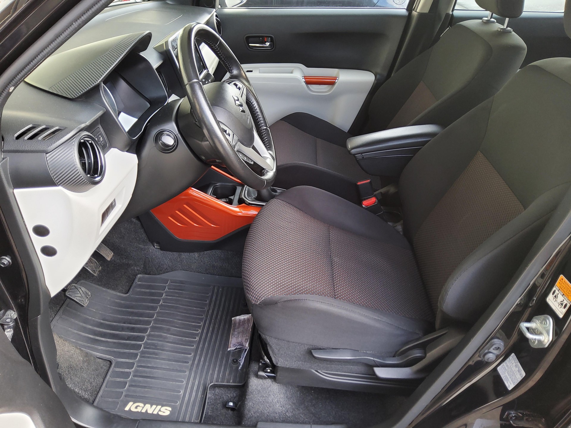 SUZUKI Ignis 1.2i Compact Top 4x4-image-6