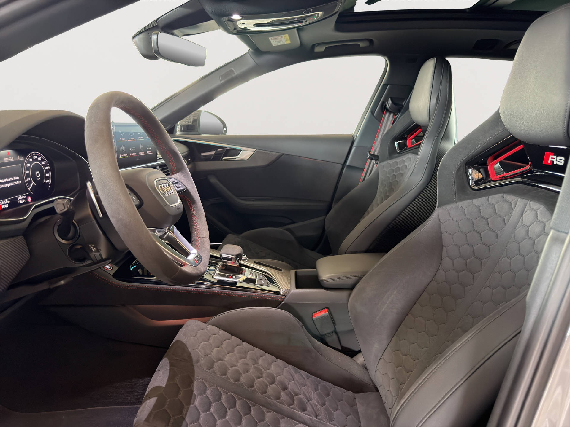 AUDI RS4 Avant 2.9 V6 TFSI quattro T-Tronic-image-10