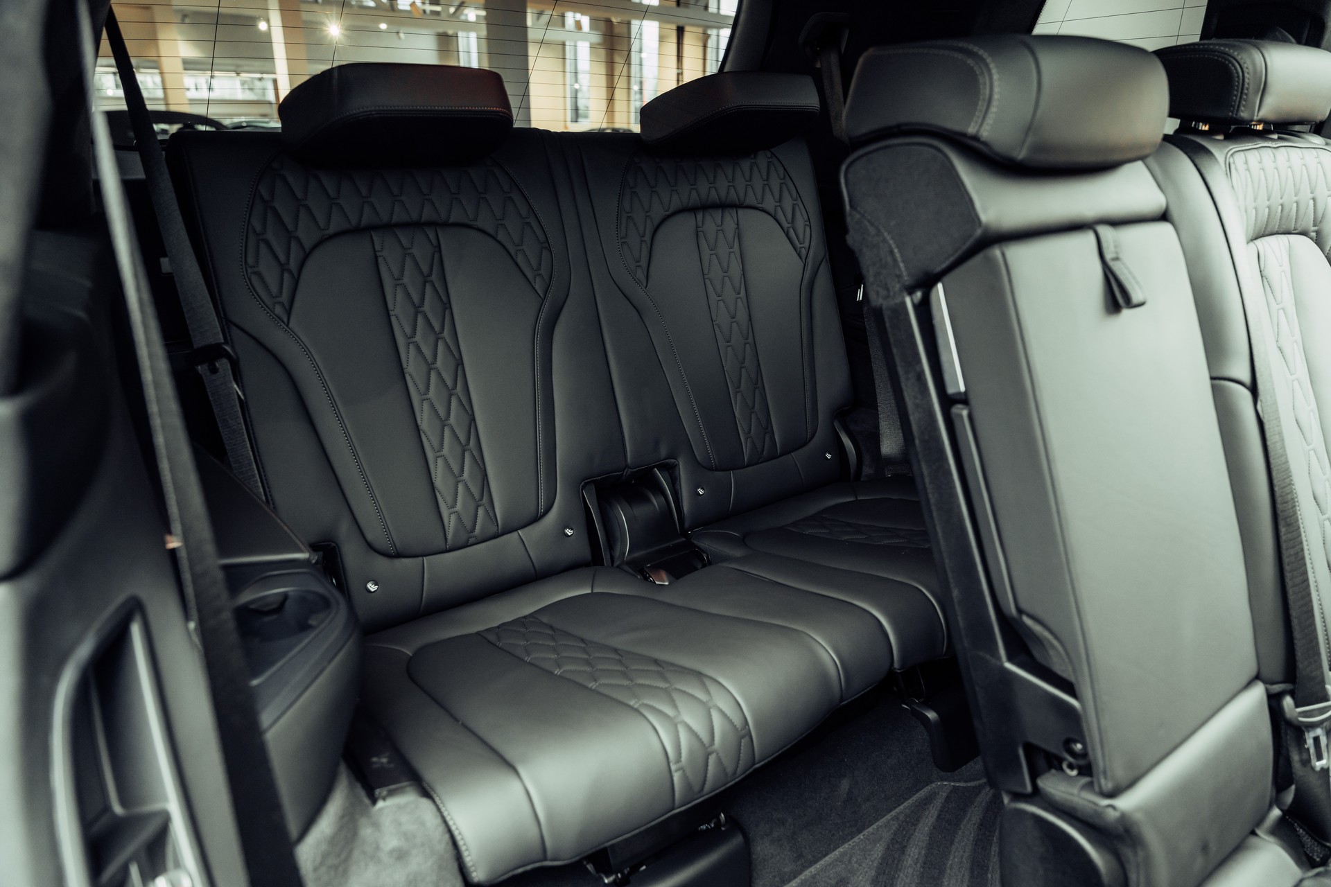 BMW X7 xDrive40d 48V Steptronic M Sport Alpinweiss-image-11
