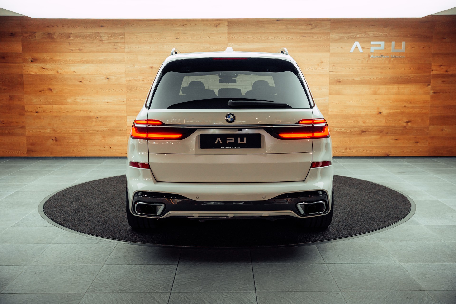 BMW X7 xDrive40d 48V Steptronic M Sport Alpinweiss-image-21