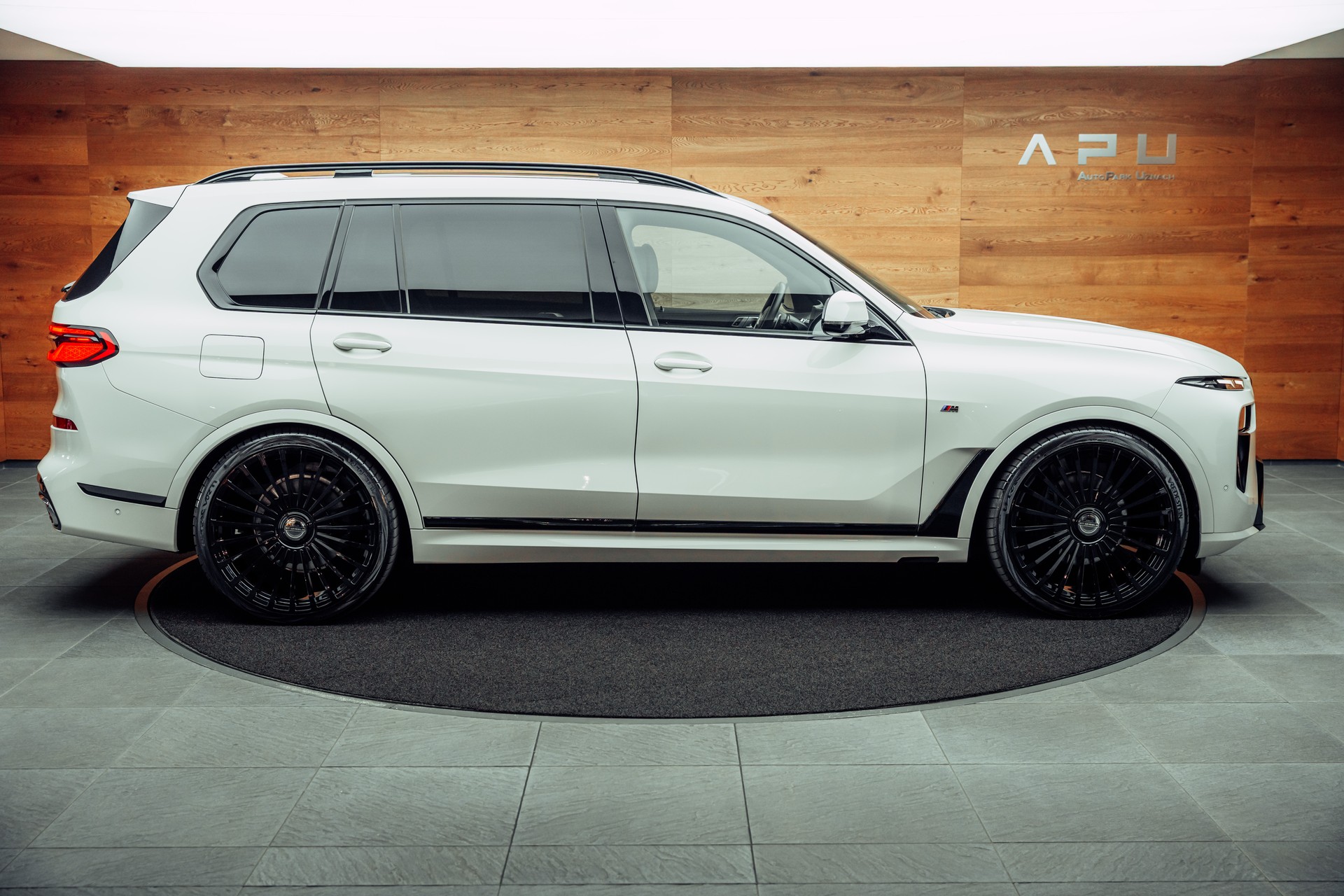 BMW X7 xDrive40d 48V Steptronic M Sport Alpinweiss-image-14